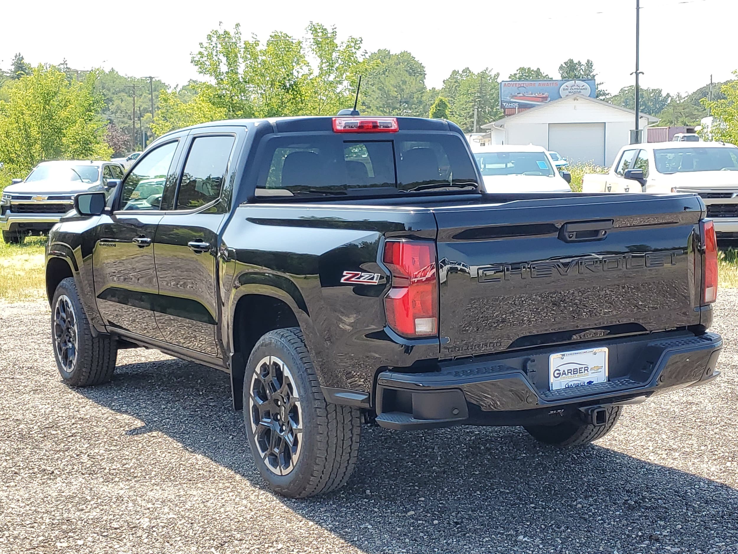 2026 Chevrolet Colorado Z71 - Photo 3