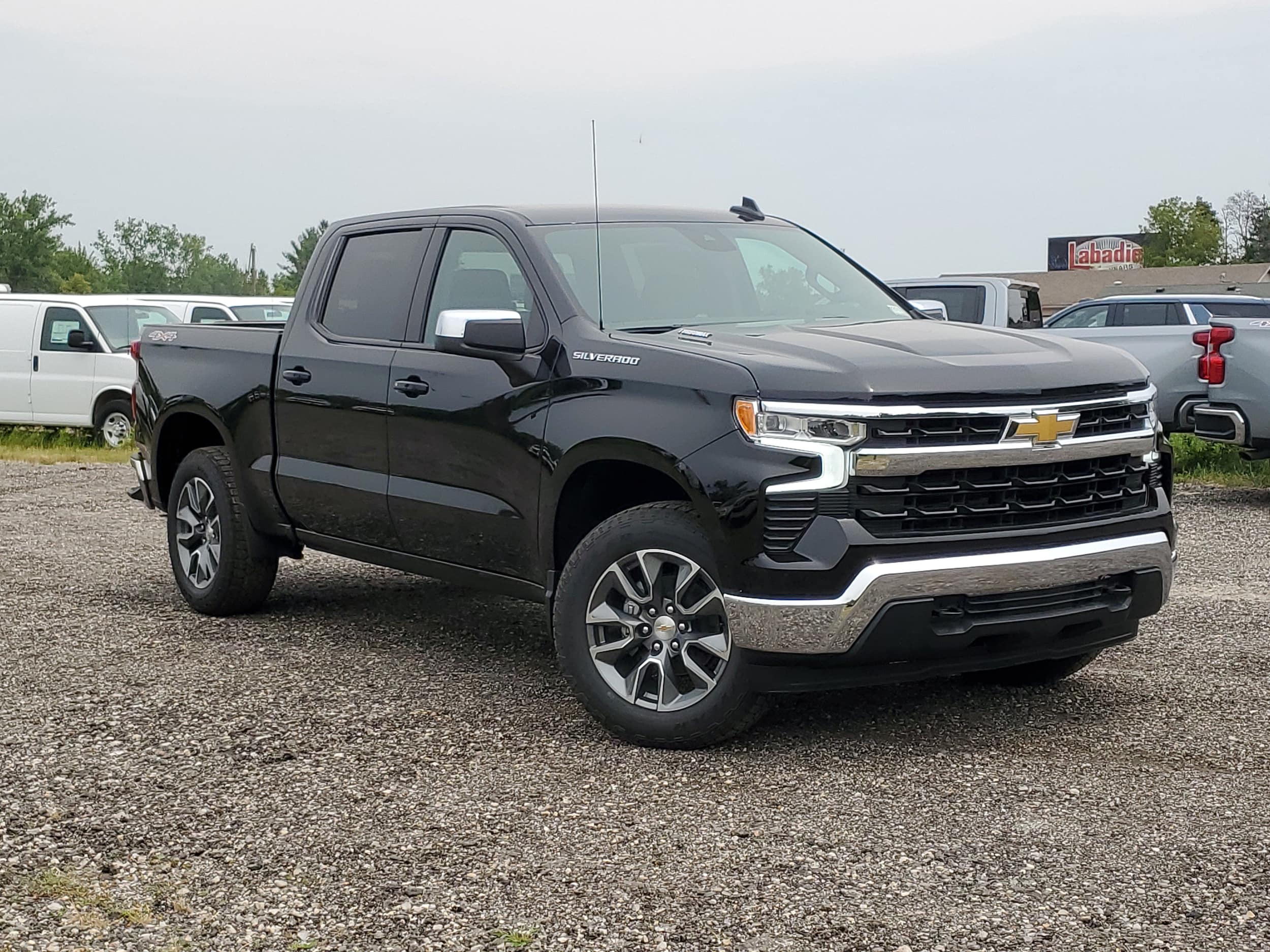 2026 Chevrolet Silverado 1500 Crew Cab 4WD Pickup for sale #TZ439271 - photo 1