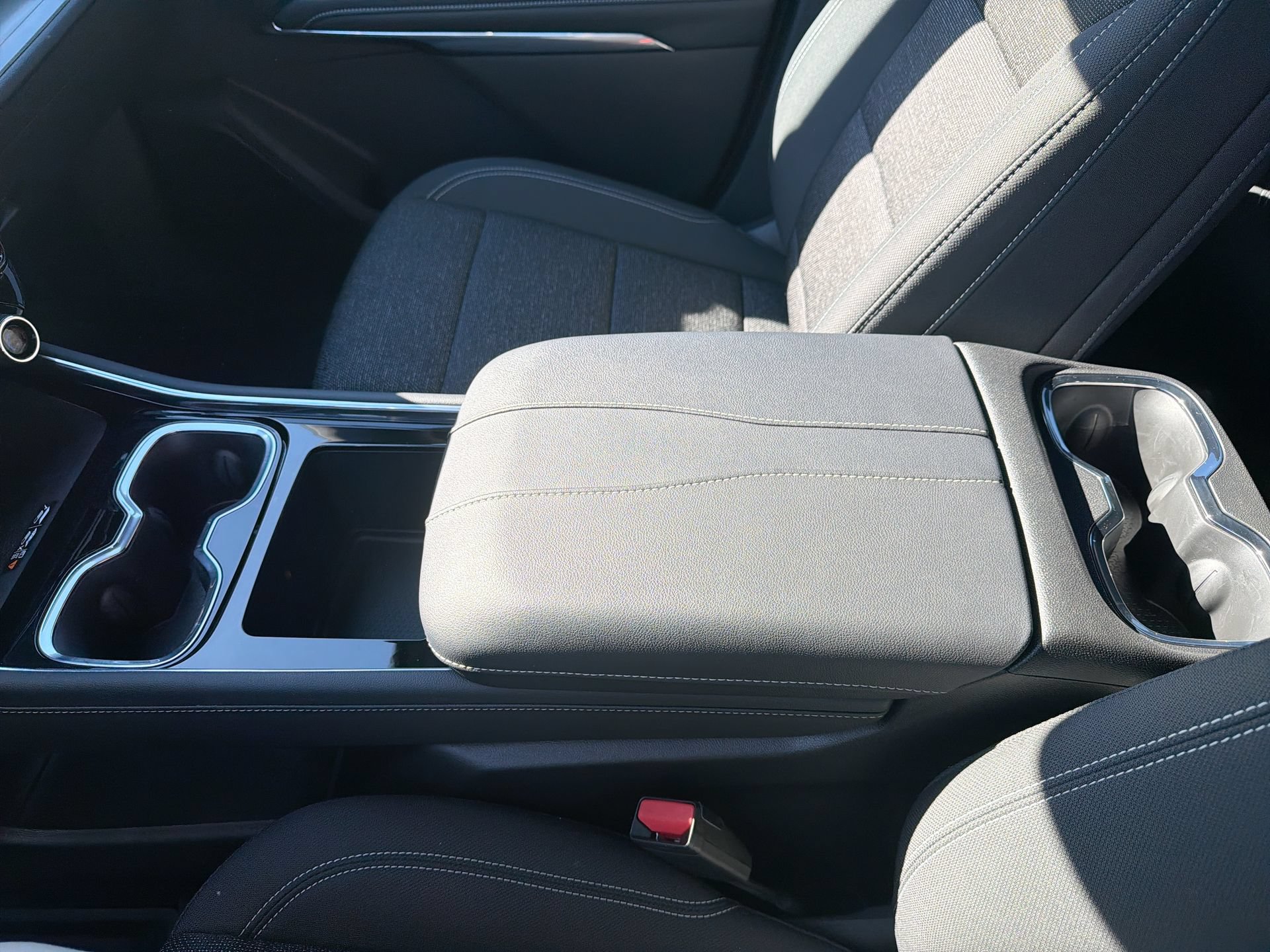 2025 Chevrolet Traverse LT - Photo 29
