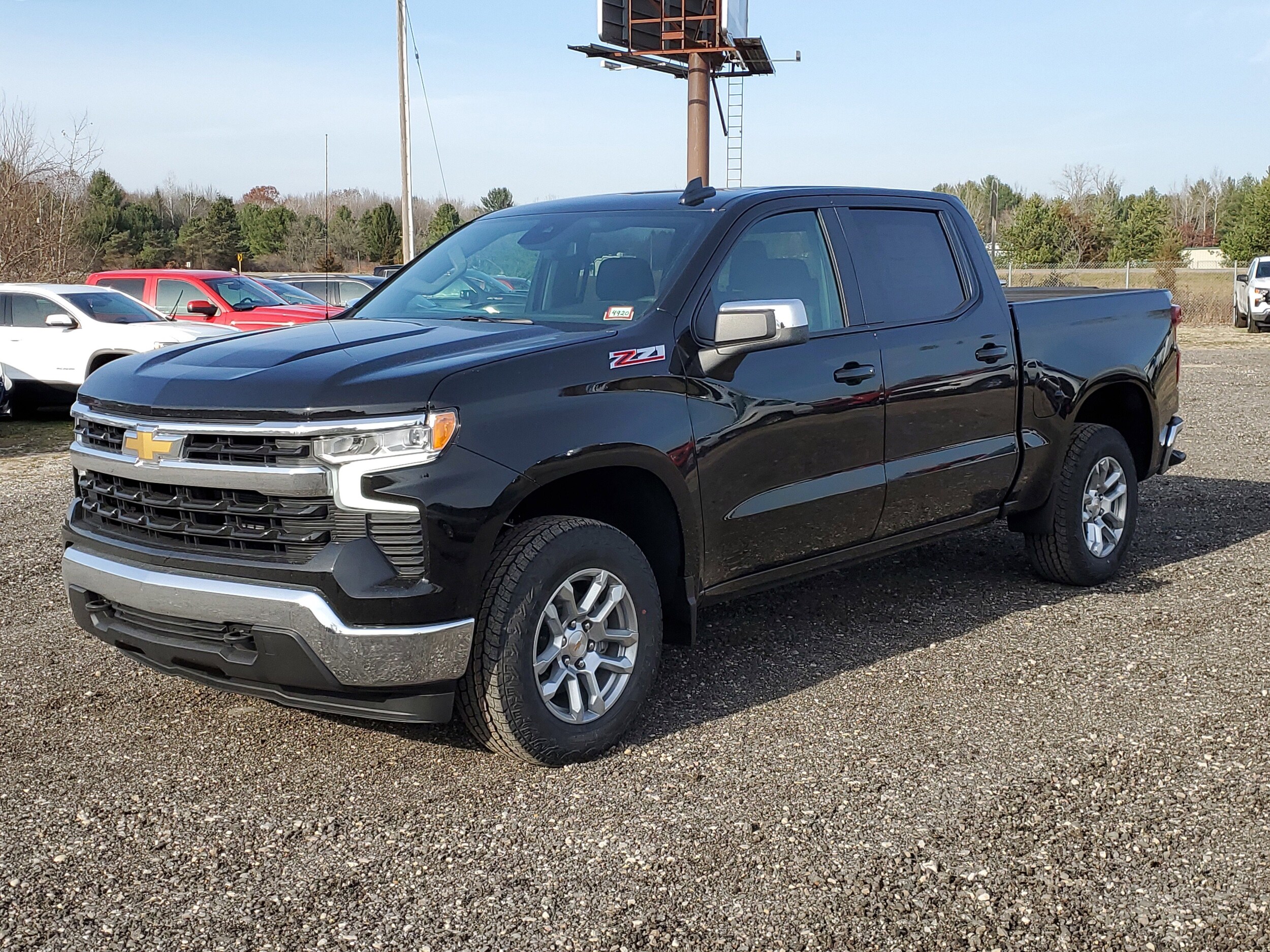 2026 Chevrolet Silverado 1500 LT photo 2