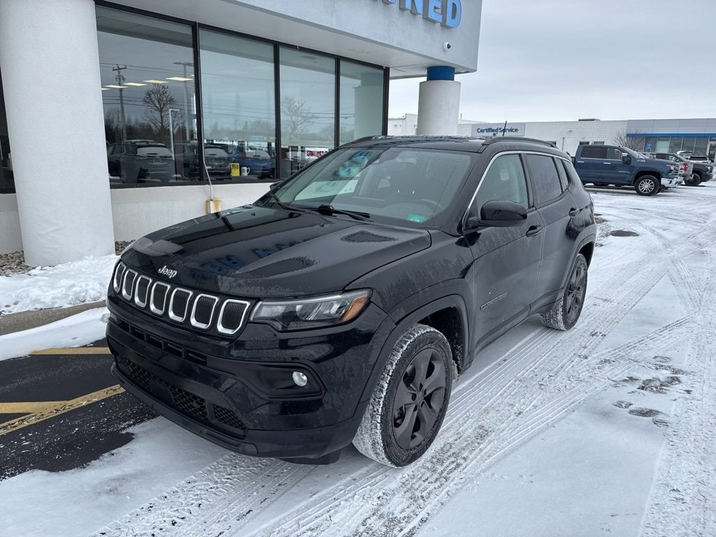 2022 Jeep Compass Latitude Lux's photo