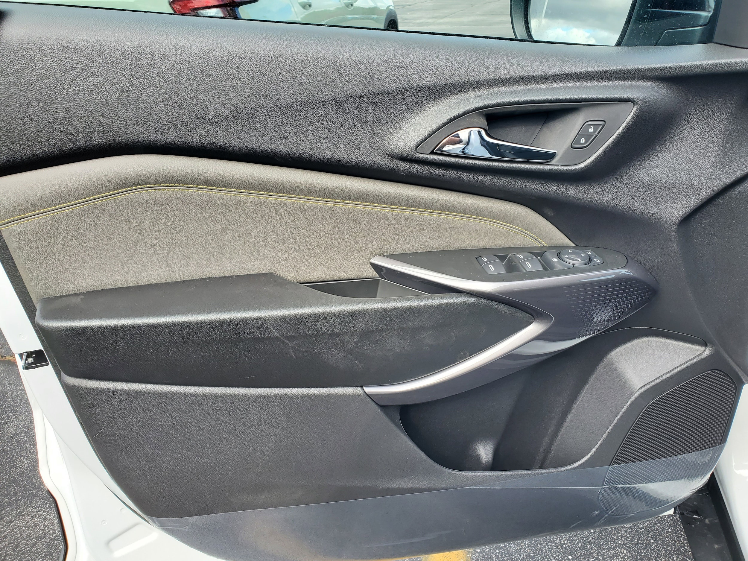 2026 Chevrolet Trax Activ - Photo 7