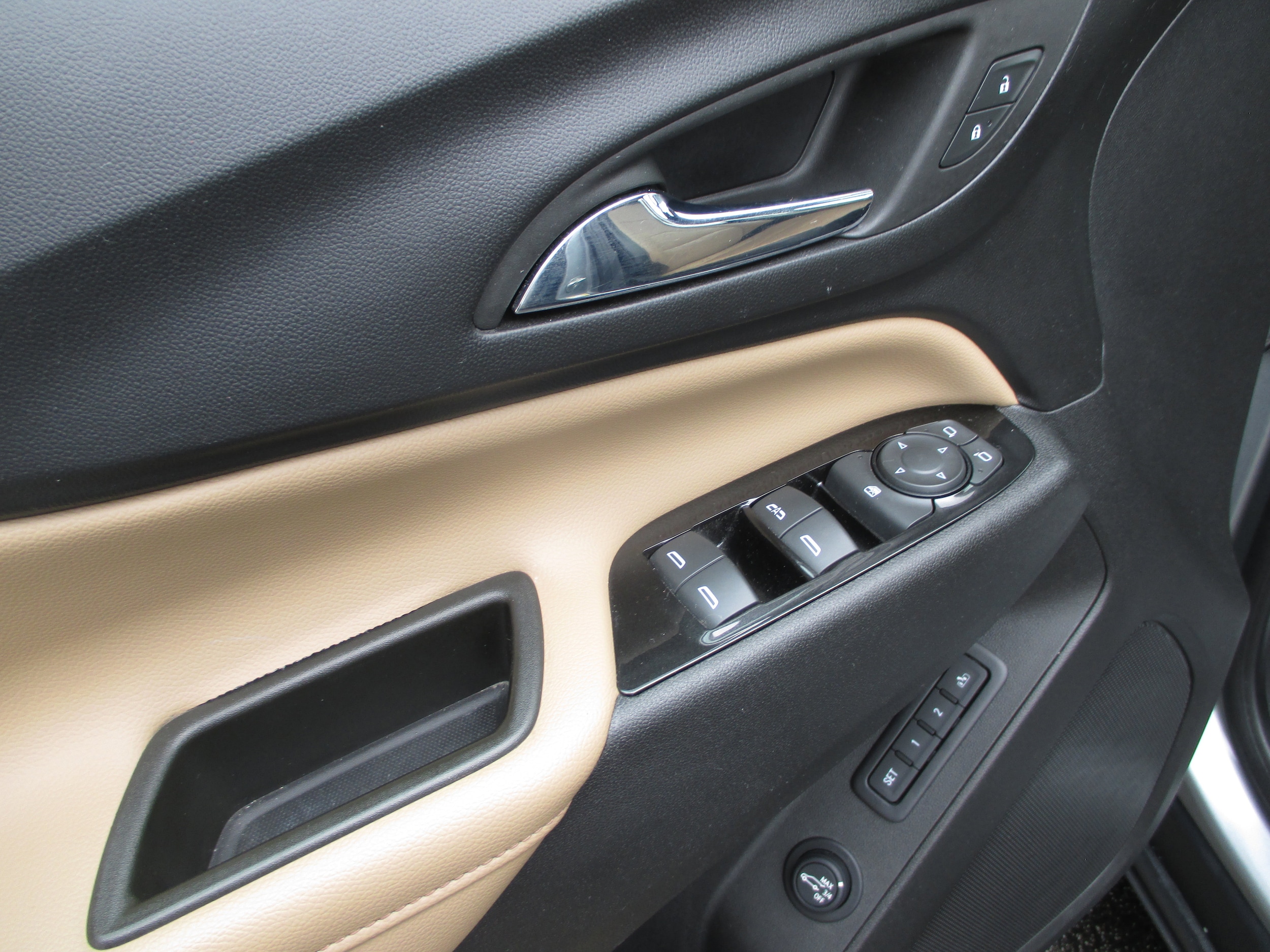 2023 Chevrolet Equinox Premier - Photo 16