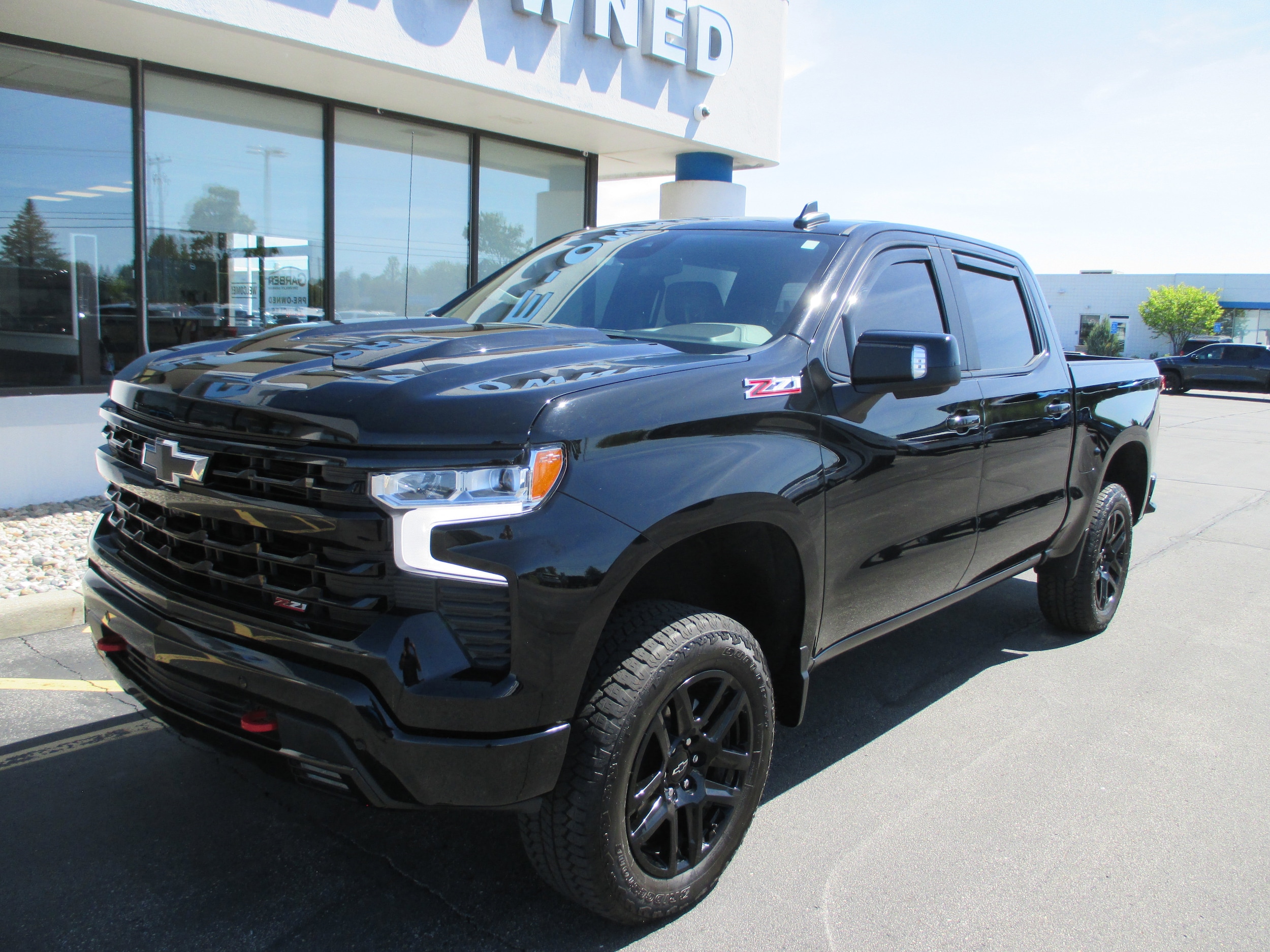 2024 Chevrolet Silverado 1500 LT Trail Boss 4X4 Crew Cab Short Box's photo