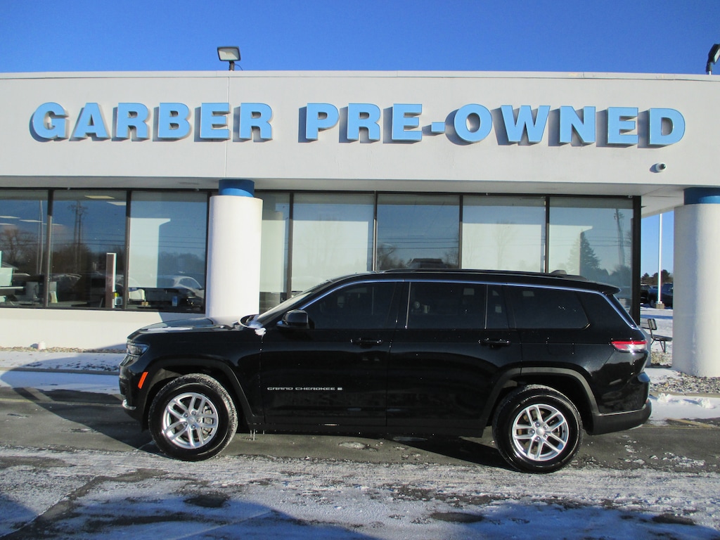 Used 2025 Jeep Grand Cherokee L Laredo X 4x4 SUV