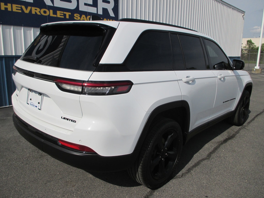 Used 2024 Jeep Grand Cherokee Limited 4x4 SUV
