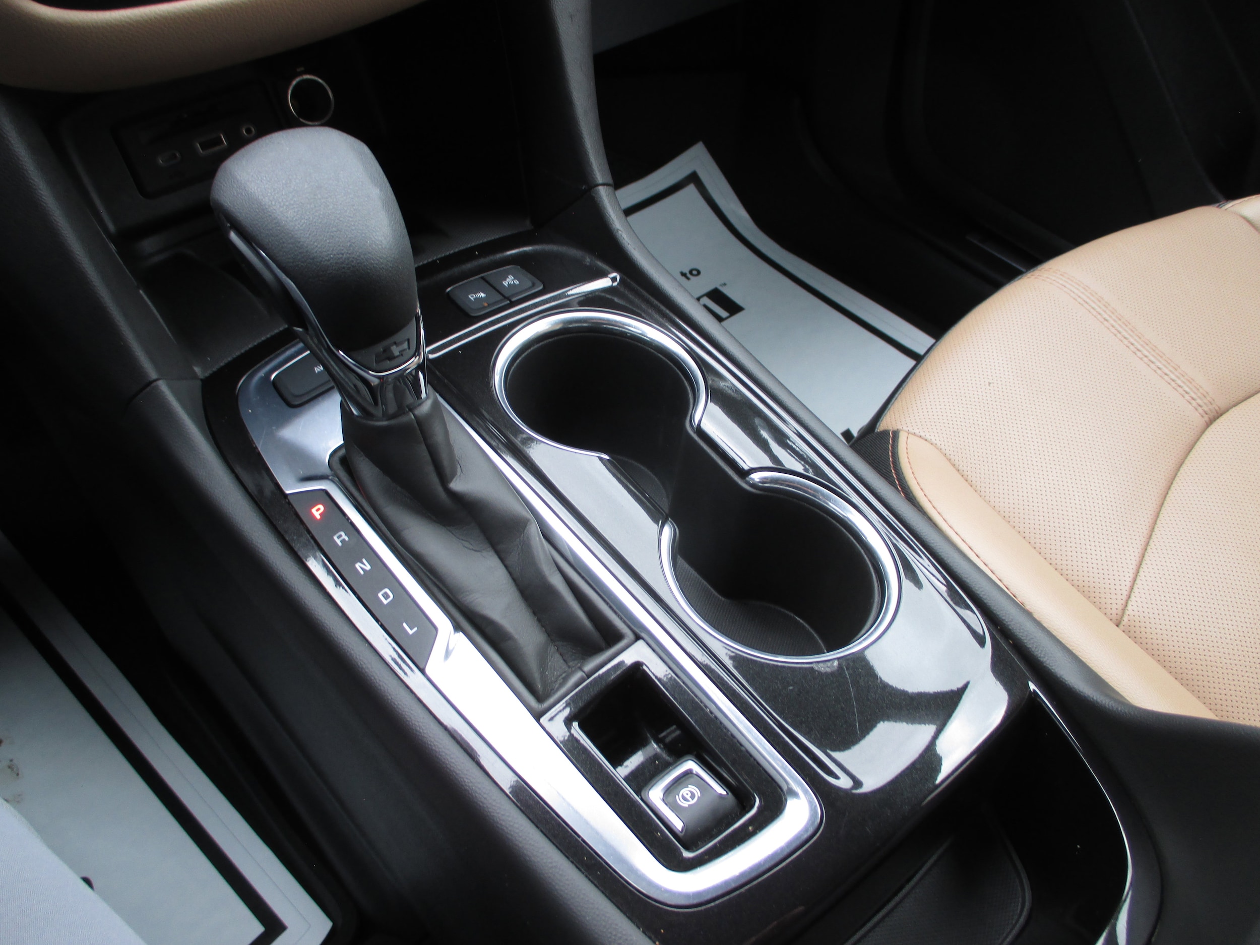 2023 Chevrolet Equinox Premier - Photo 19