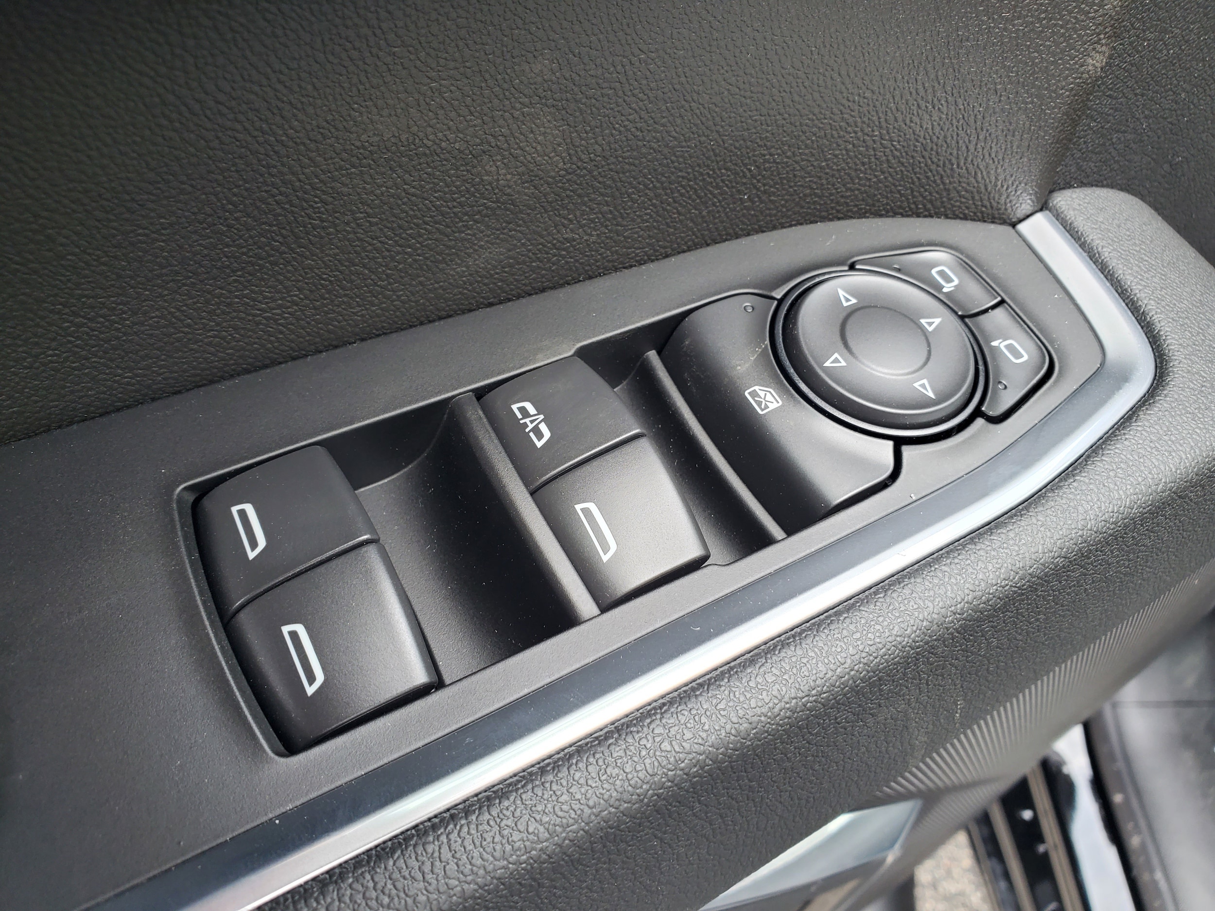2026 Chevrolet Silverado 1500 RST - Photo 9