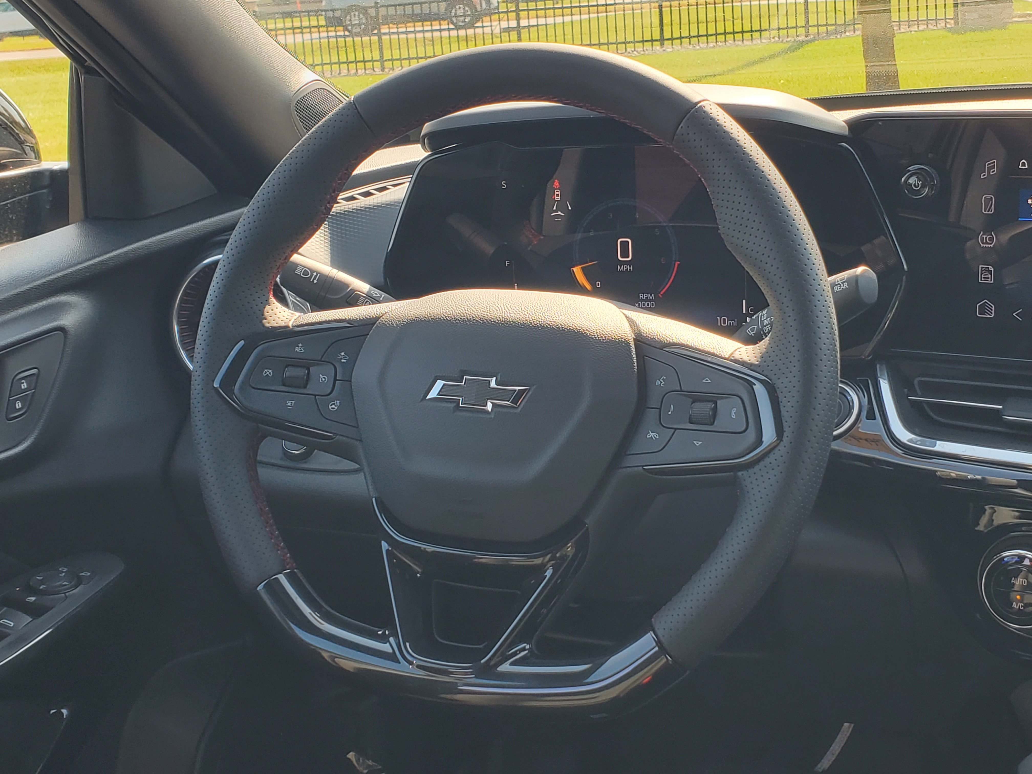 2026 Chevrolet Trax RS - Photo 23
