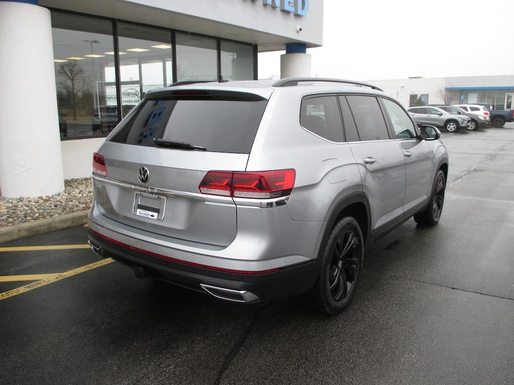 Used 2022 Volkswagen Atlas 3.6L V6 SE w/Technology SUV