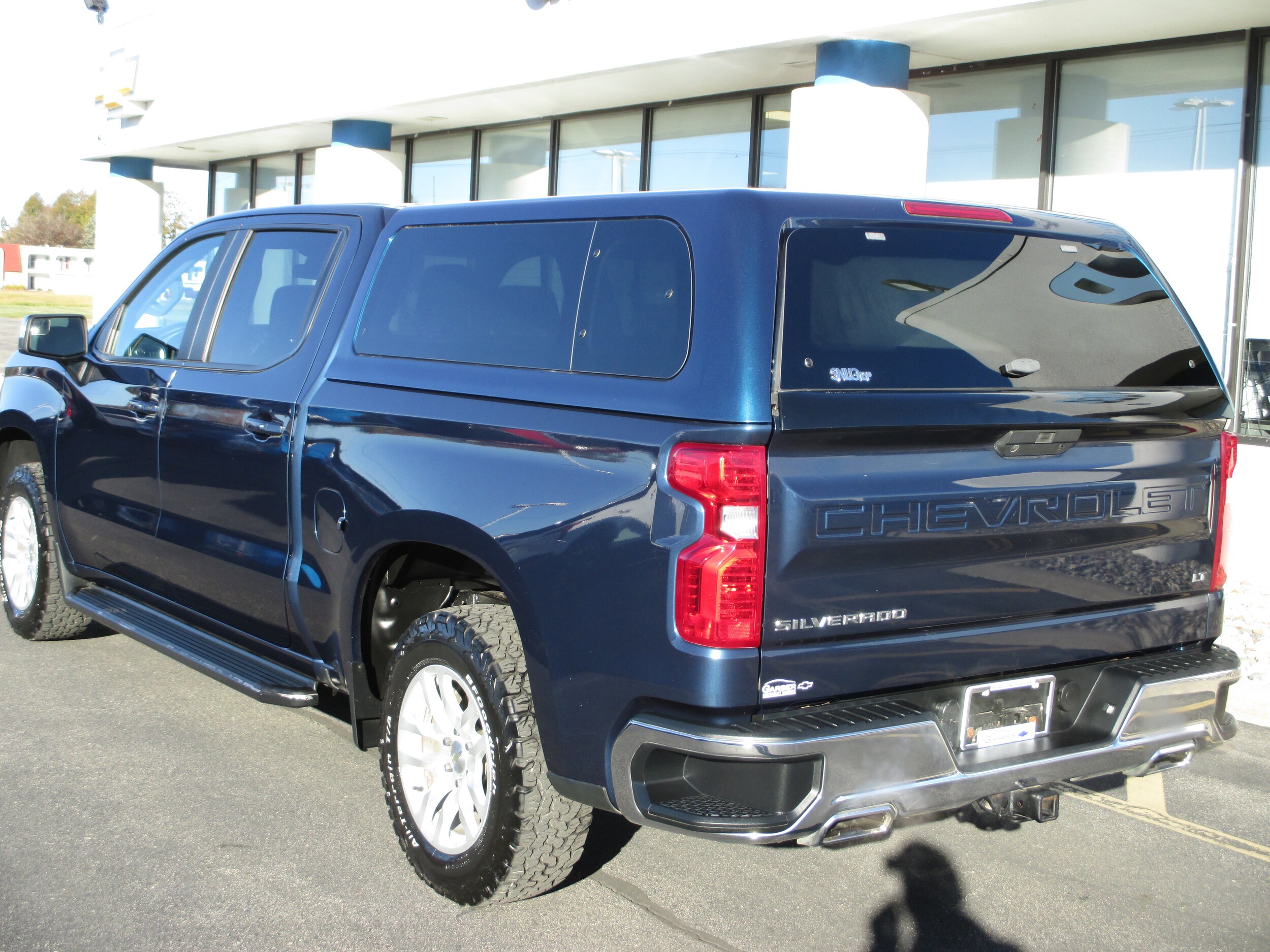 2019 Chevrolet Silverado 1500 LT photo 2