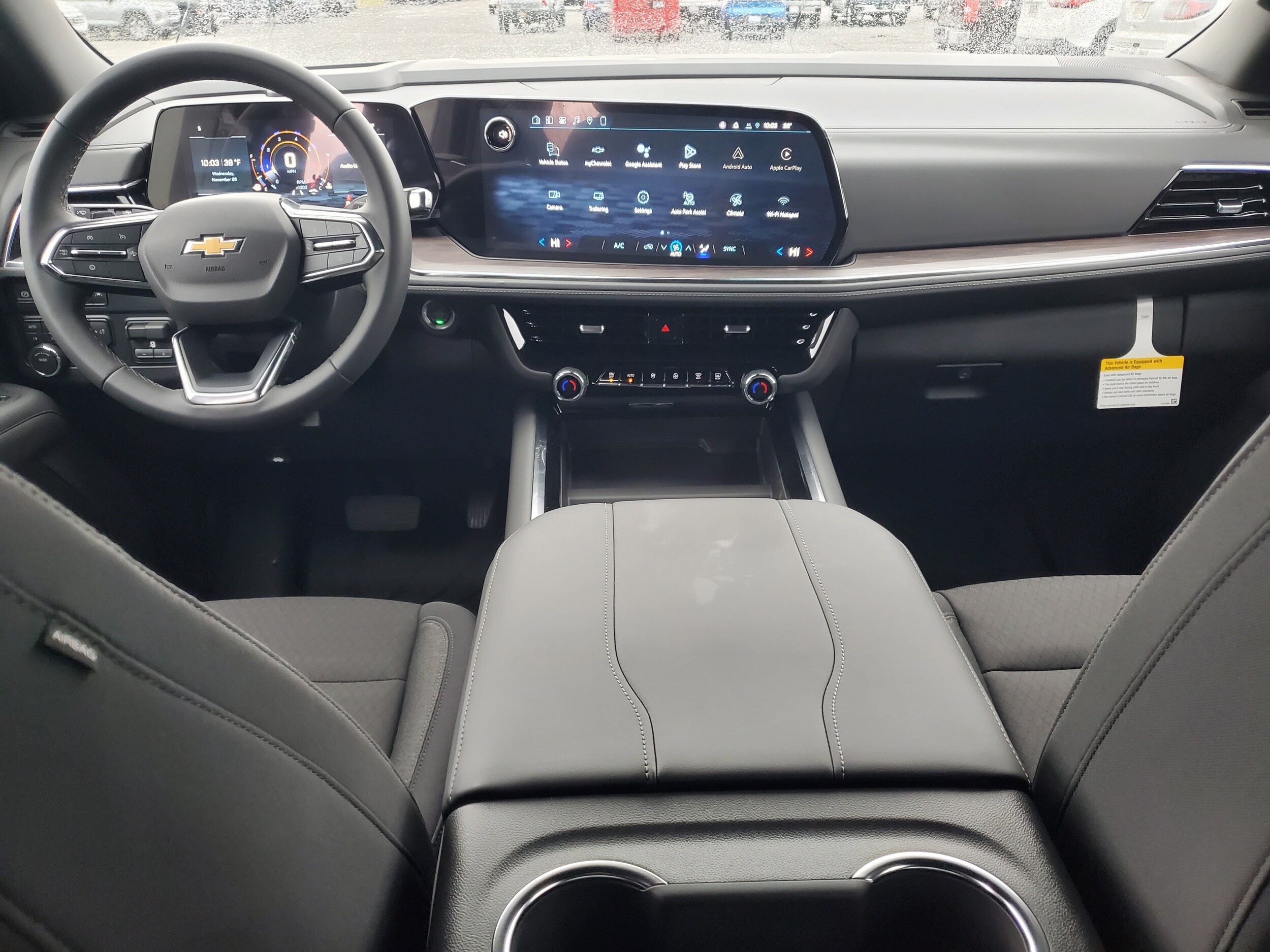 2026 Chevrolet Suburban LS photo 4