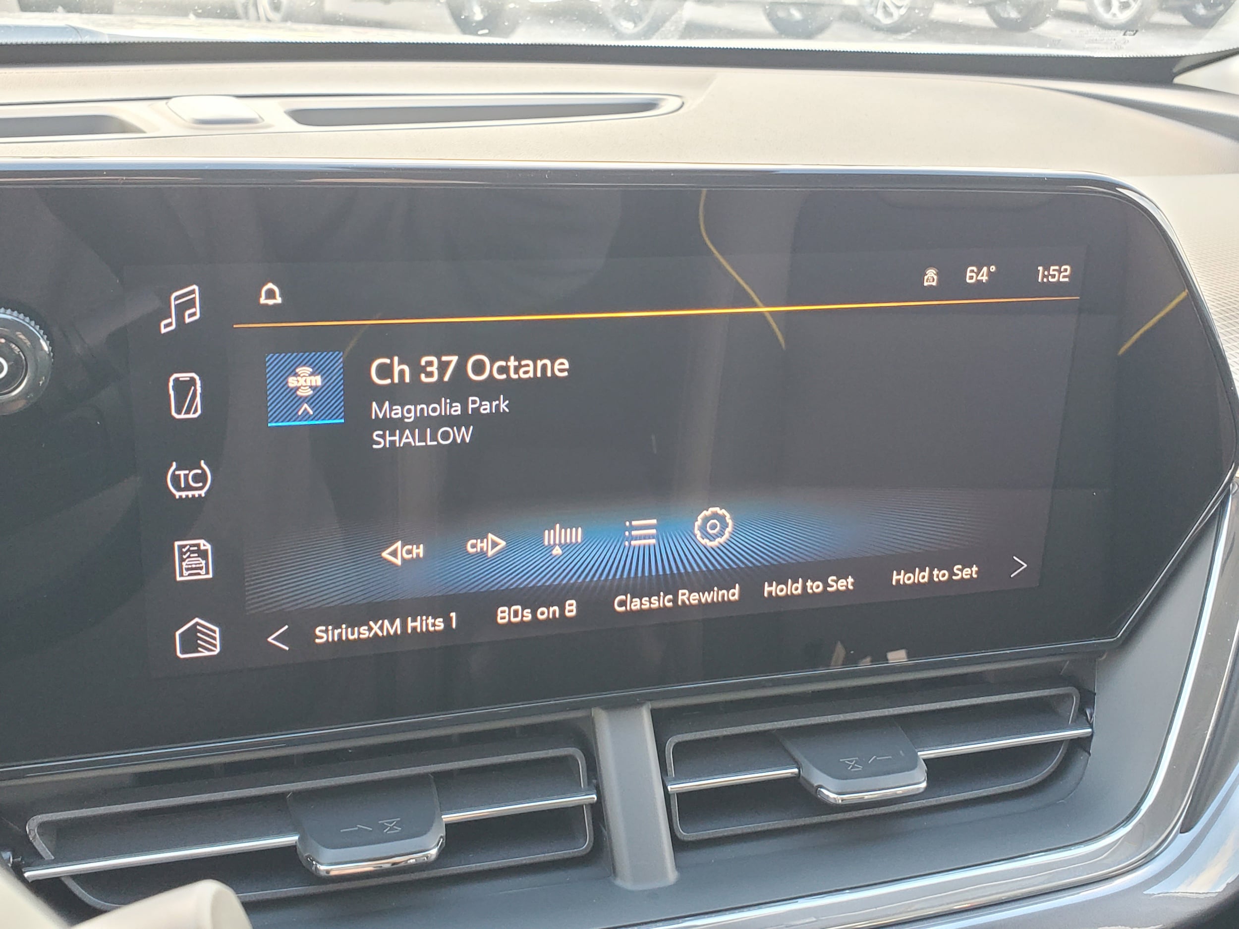 2026 Chevrolet Trax Activ - Photo 17