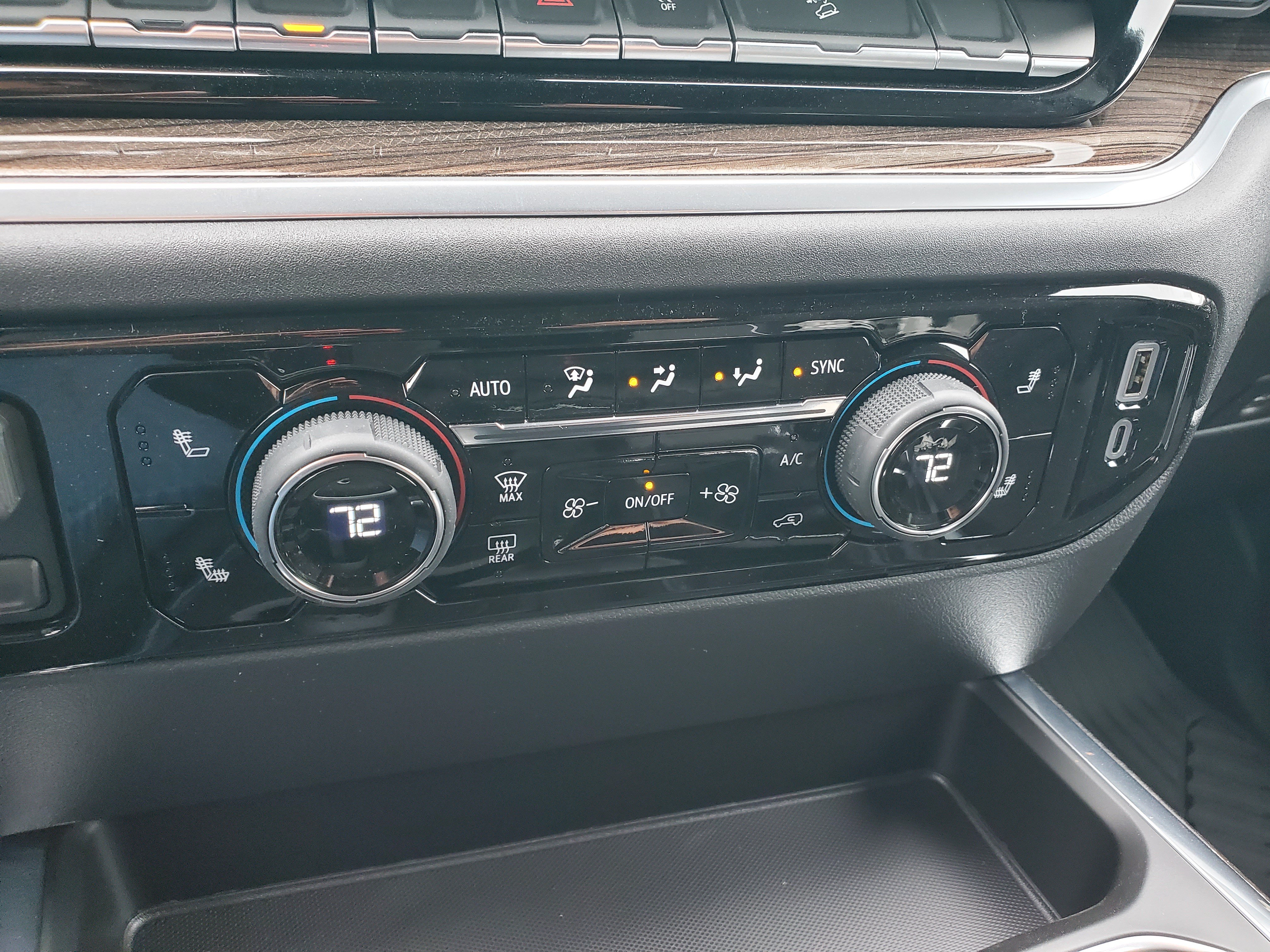 2026 Chevrolet Silverado 1500 RST - Photo 18