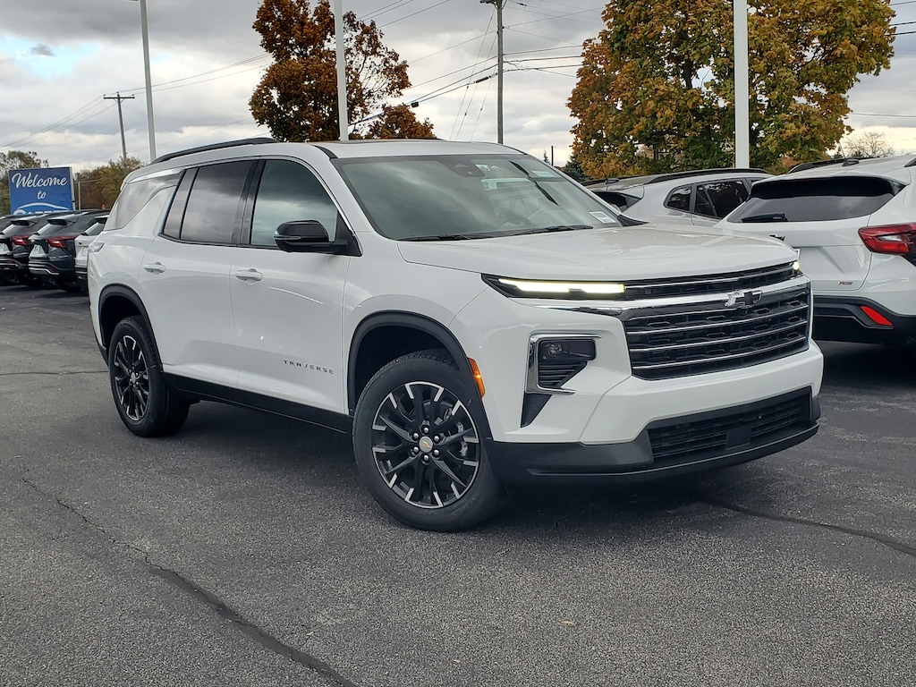 New 2026 Chevrolet Traverse LT SUV