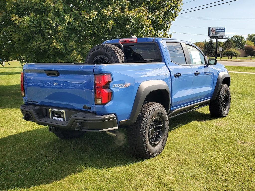 New 2026 Chevrolet Colorado ZR2 Truck
