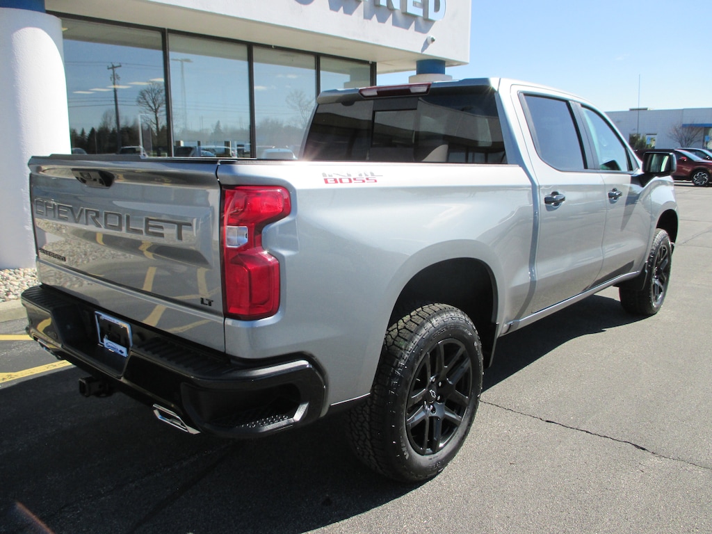 Used 2025 Chevrolet Silverado 1500 LT Trail Boss Truck Crew Cab