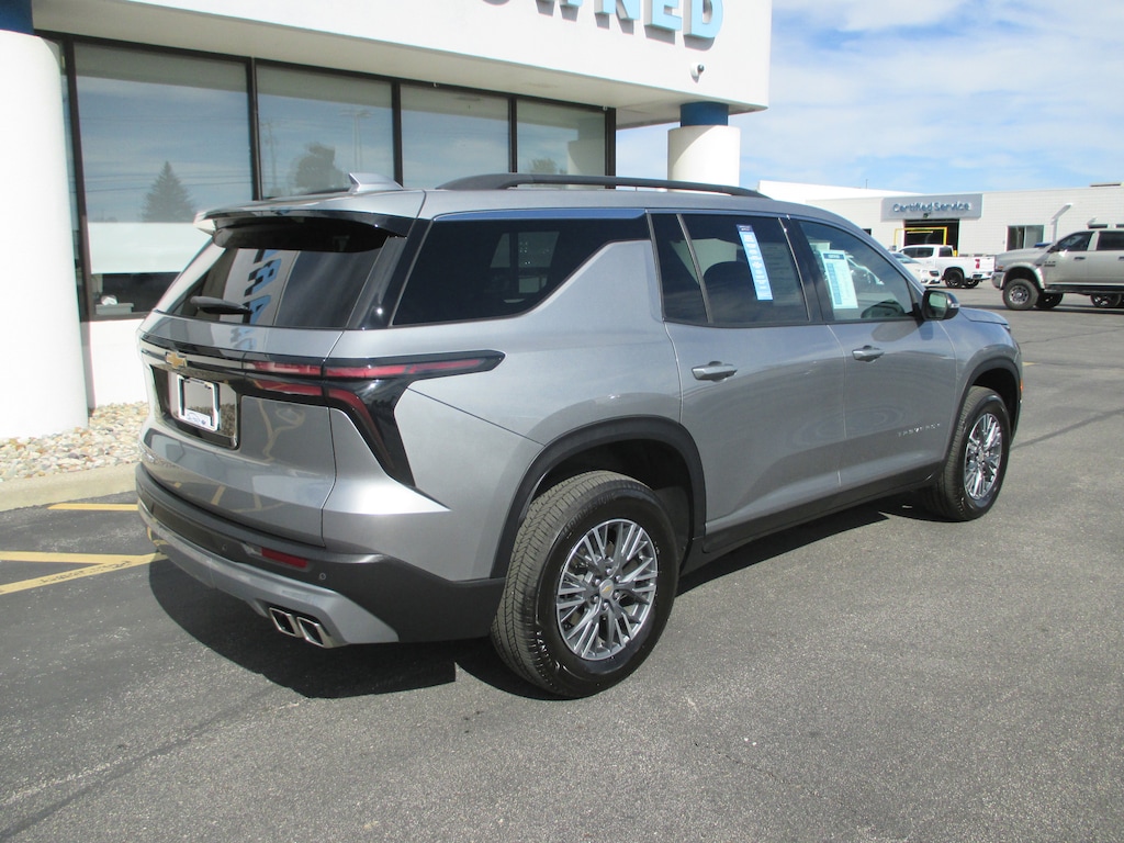Certified 2025 Chevrolet Traverse LT SUV