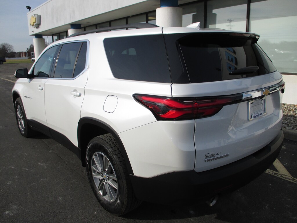 Used 2022 Chevrolet Traverse LT Cloth SUV