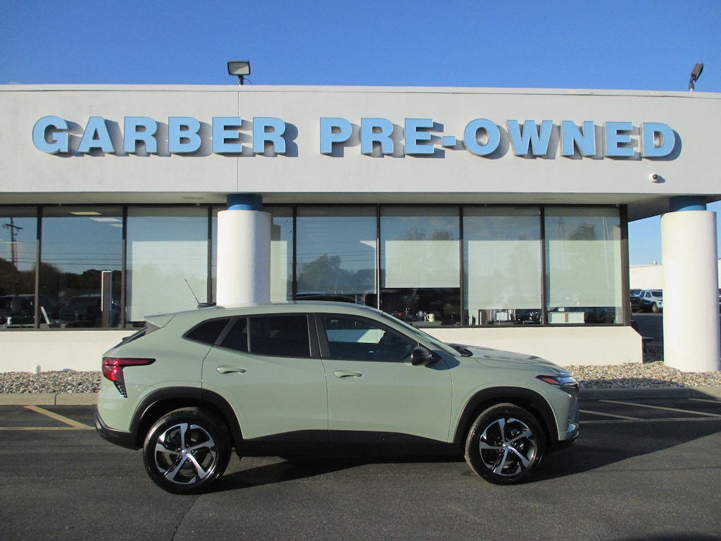 Used 2024 Chevrolet Trax 1RS SUV