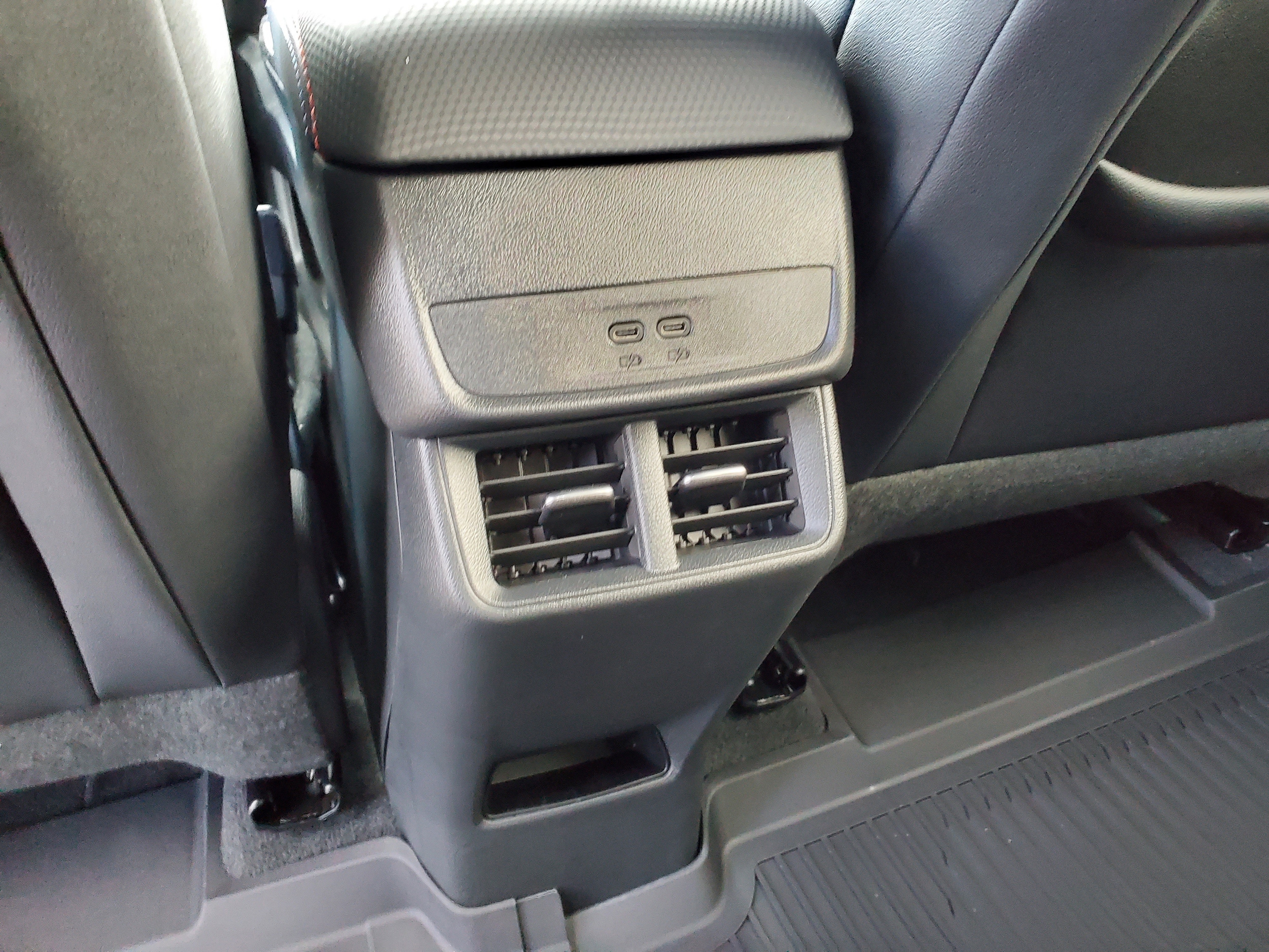 2026 Chevrolet Equinox RS - Photo 24