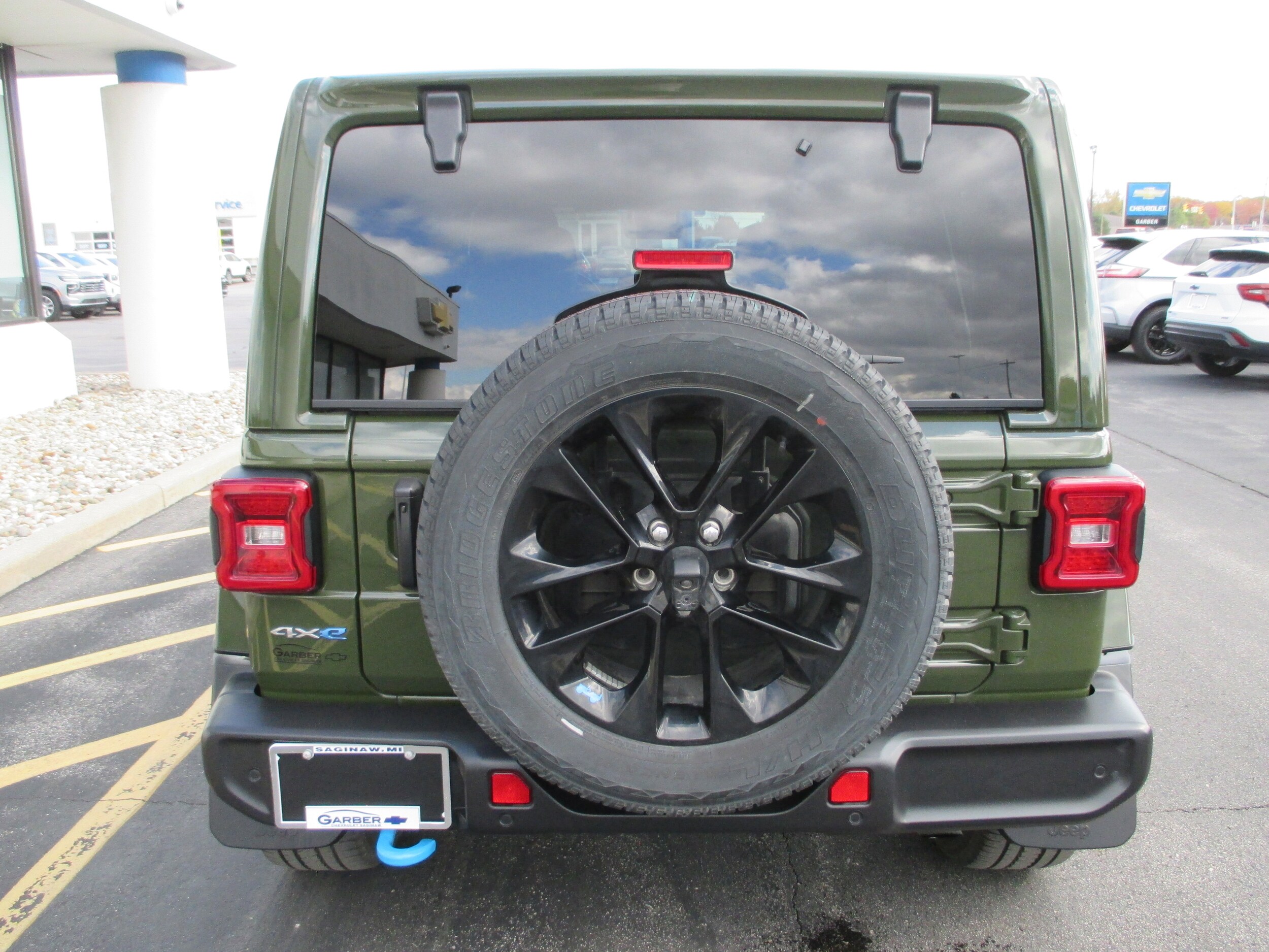 2023 Jeep Wrangler 4xe Sahara photo 4