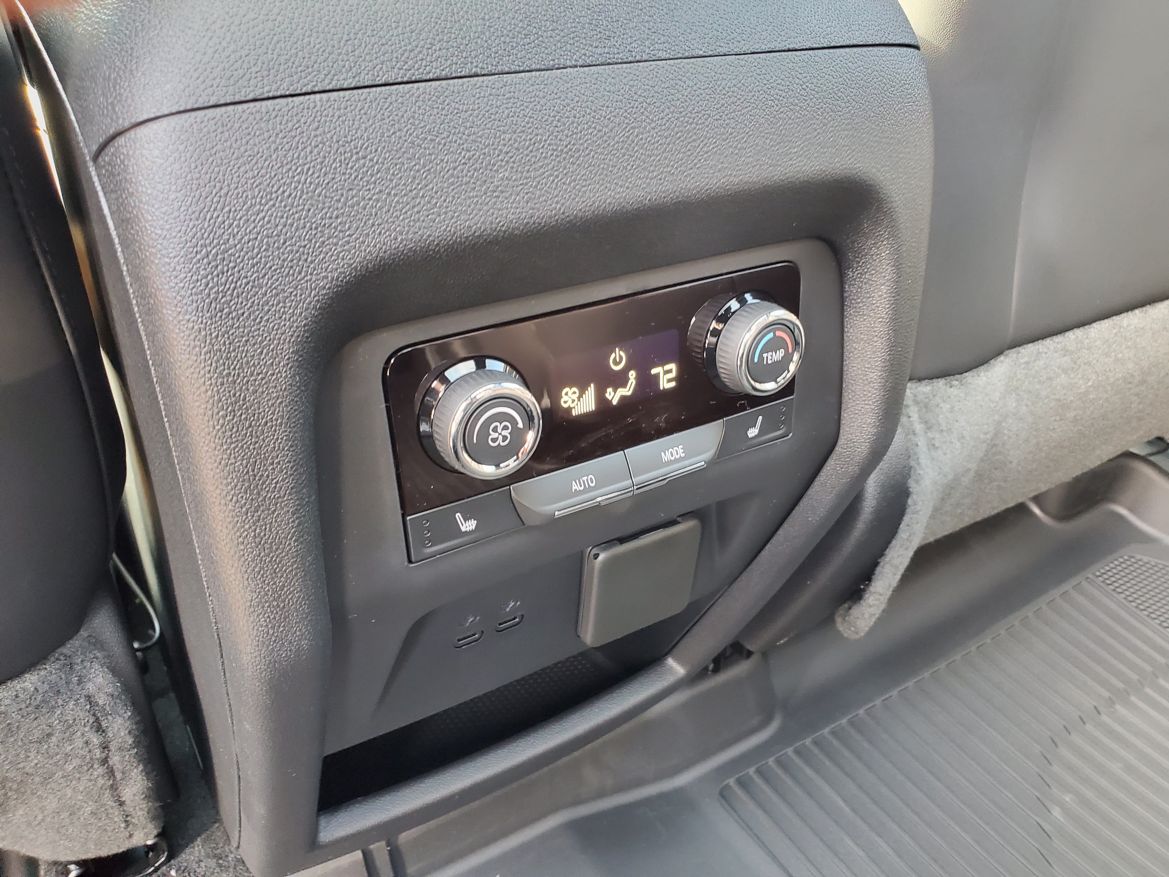 2027 Chevrolet Traverse High Country - Photo 30