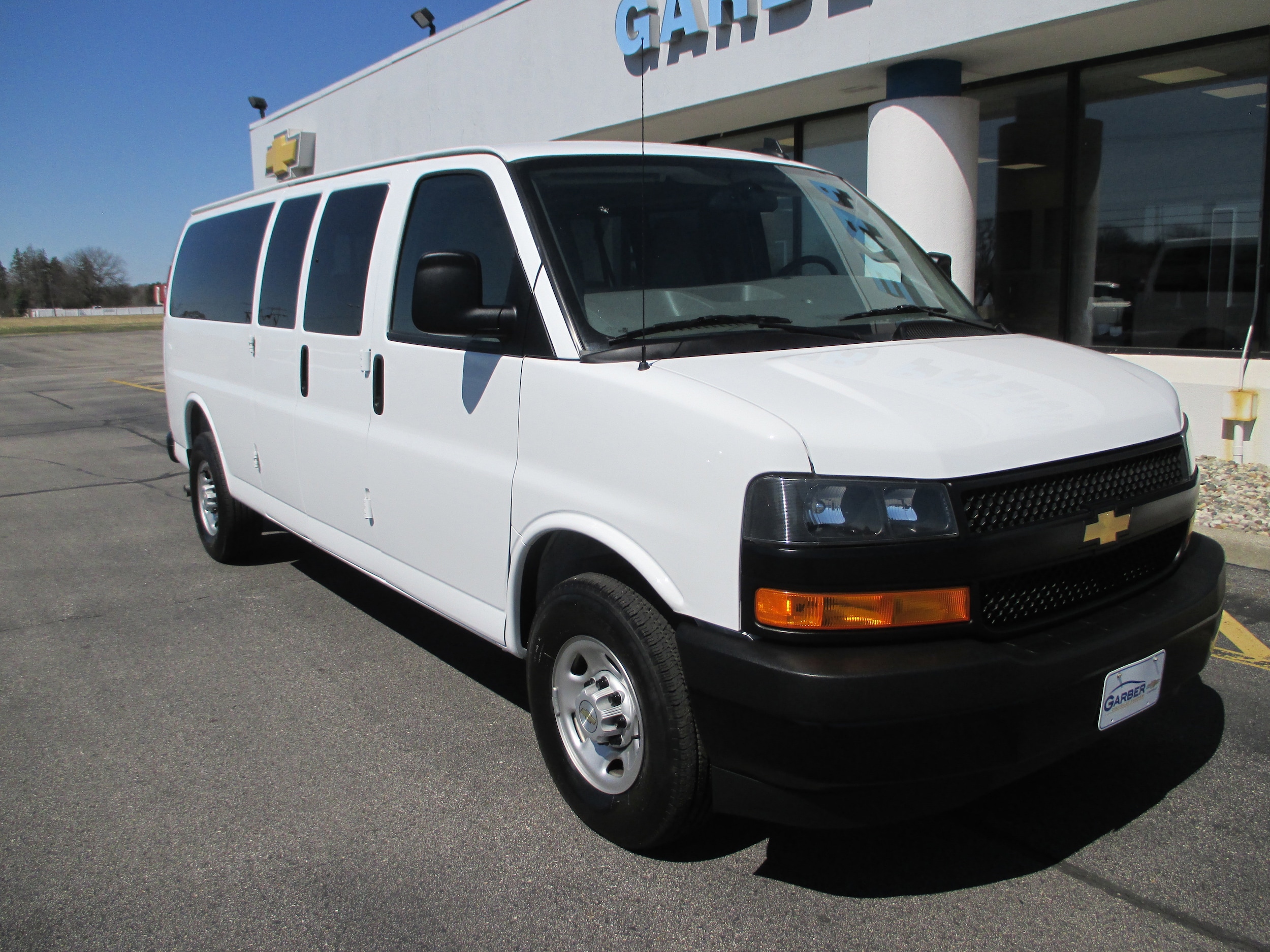 2025 Chevrolet Express Passenger