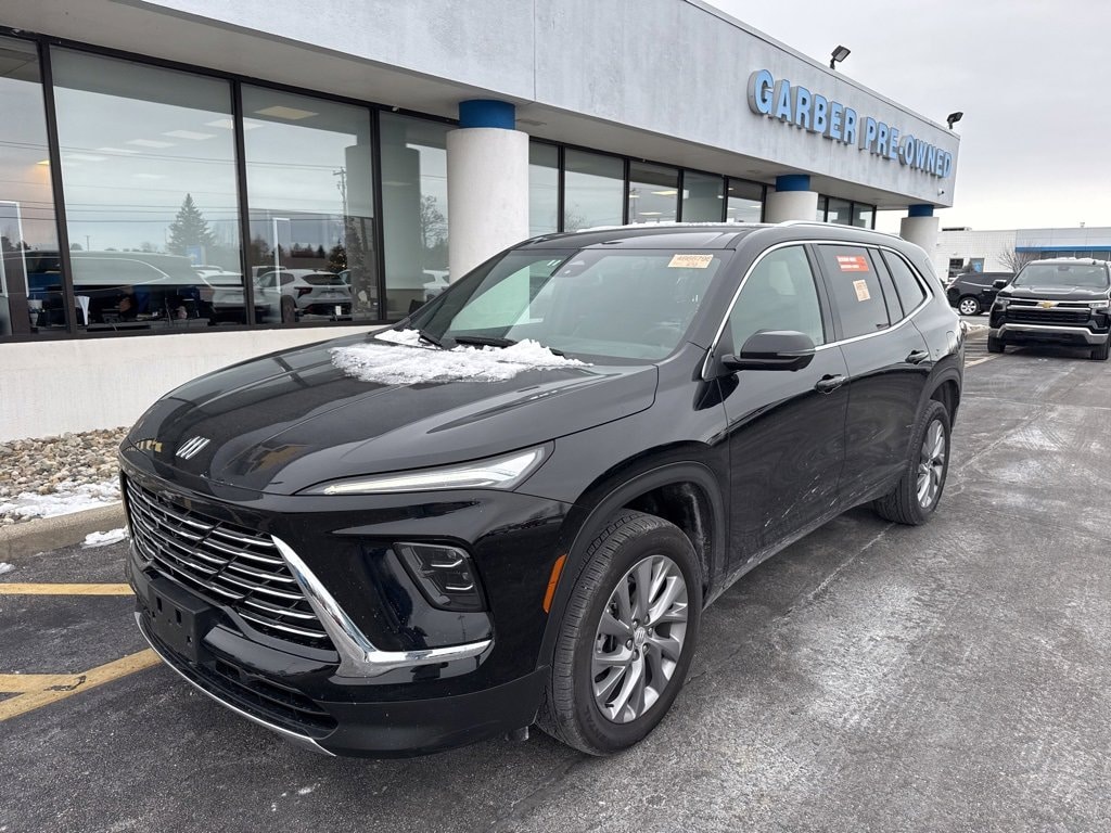 Used 2025 Buick Enclave Preferred SUV