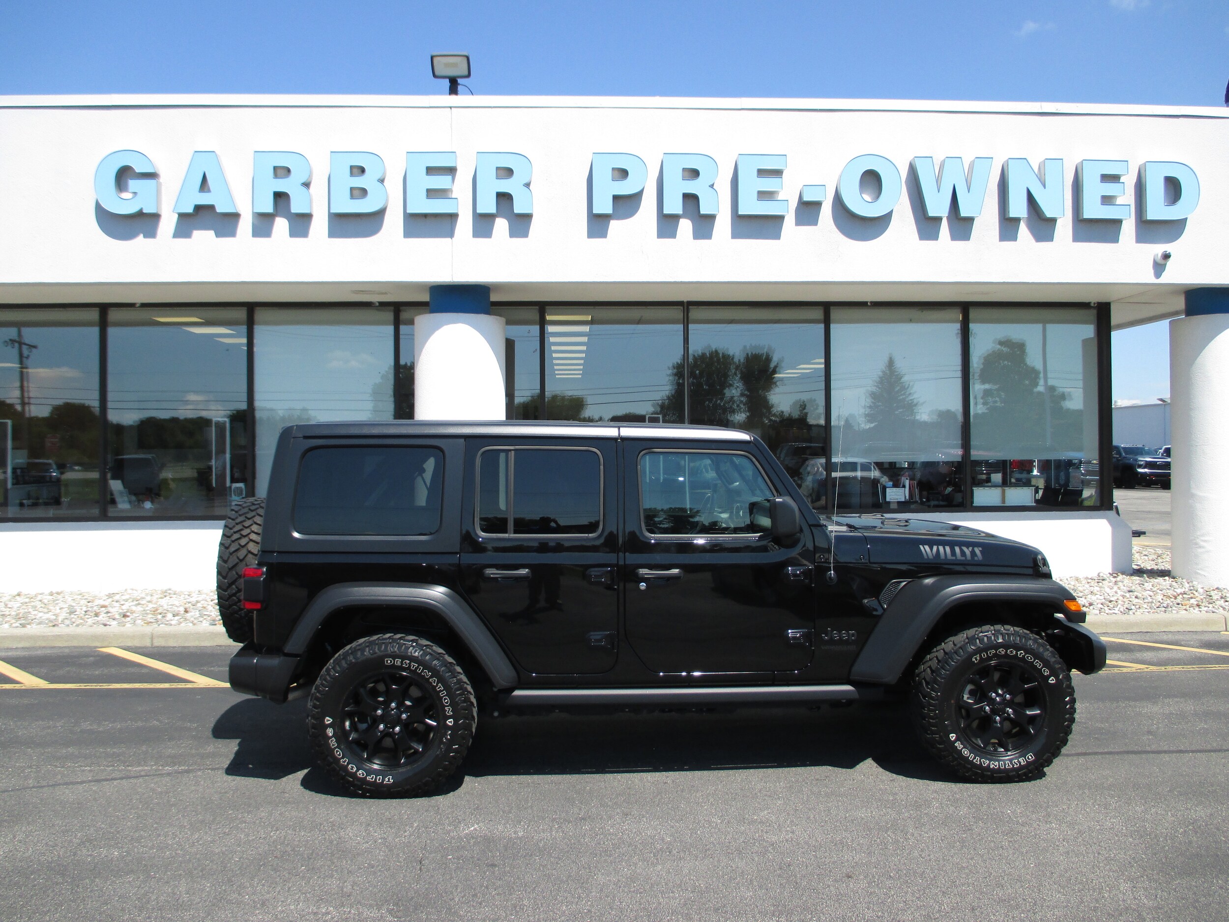 2021 Jeep Wrangler Unlimited Willys photo 2