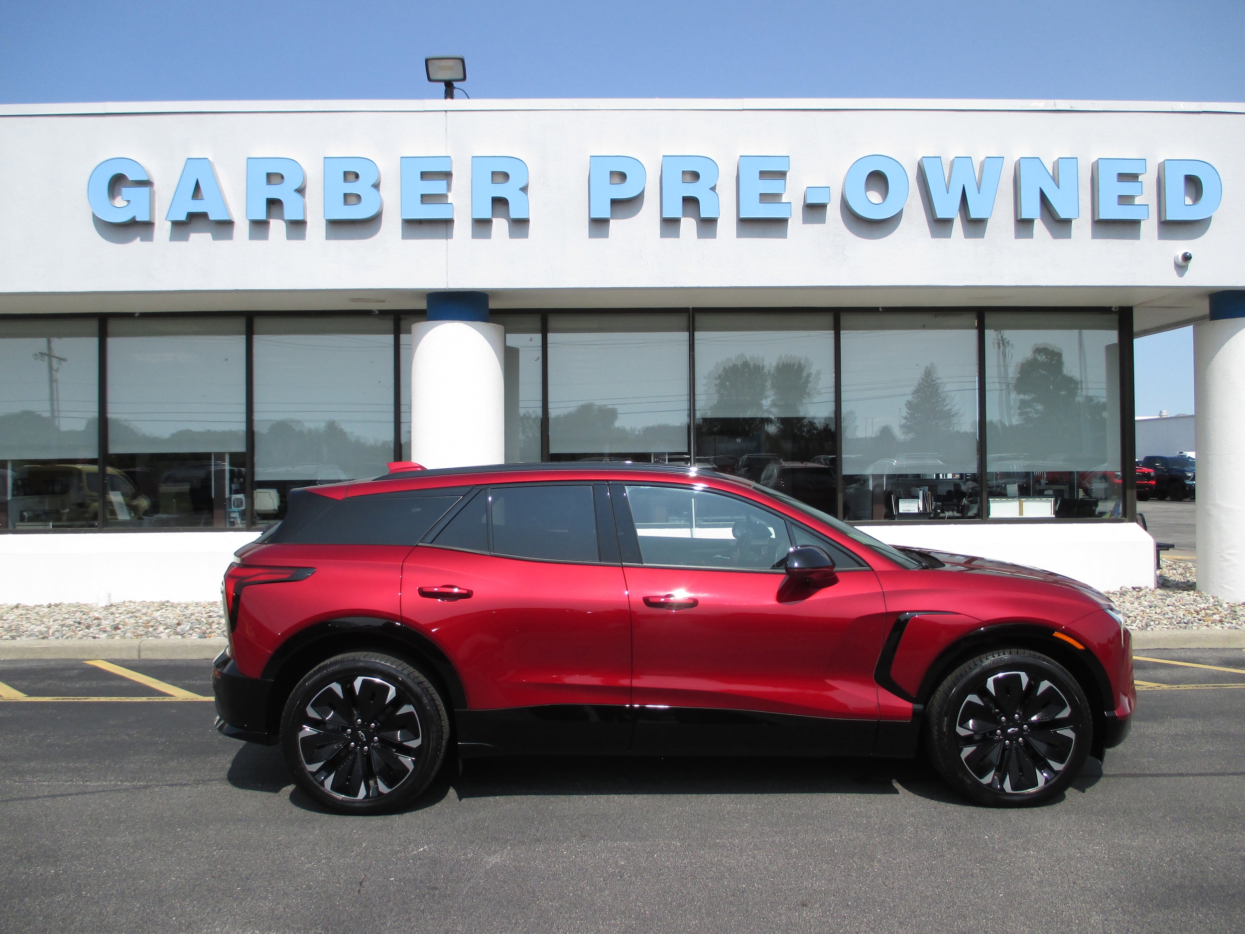 Used 2024 Chevrolet Blazer EV RS with VIN 3GNKDCRJ0RS246005 for sale in Saginaw, MI
