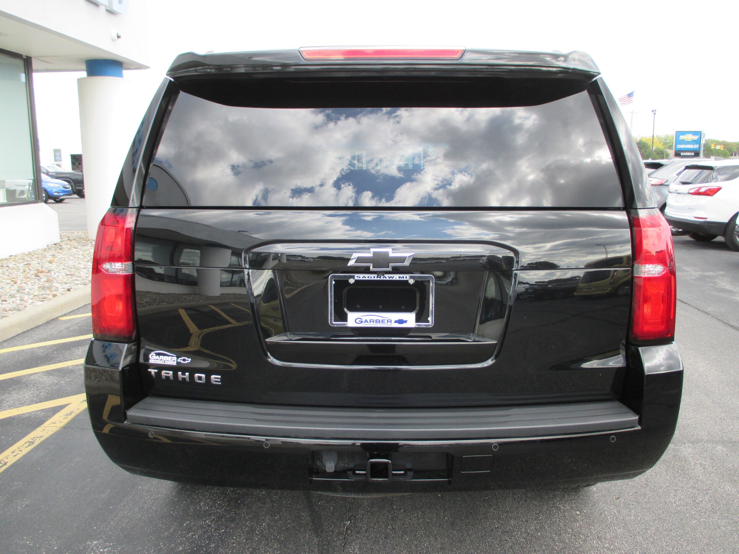 2019 Chevrolet Tahoe LS photo 4