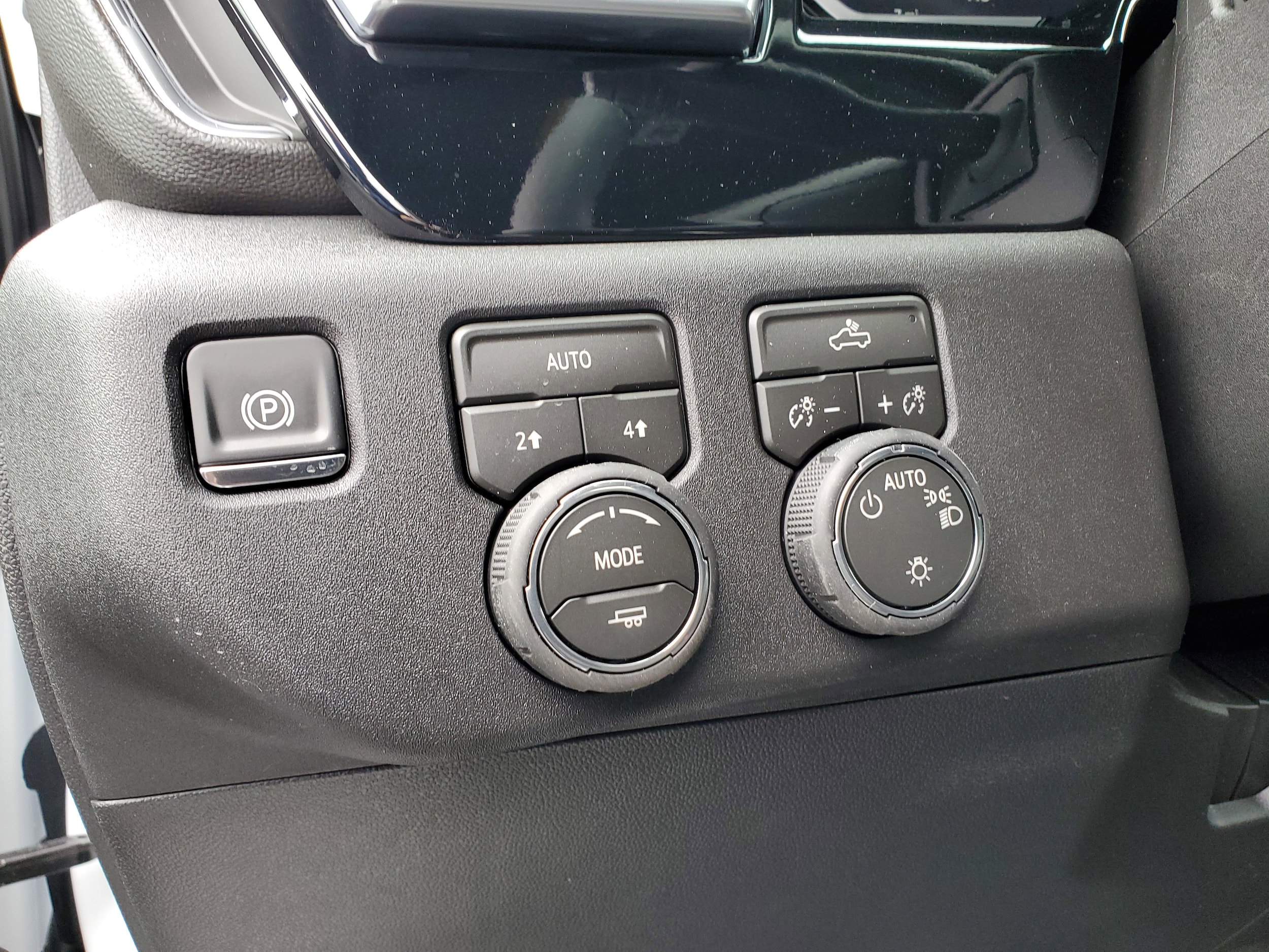 2026 Chevrolet Silverado 1500 LT - Photo 8