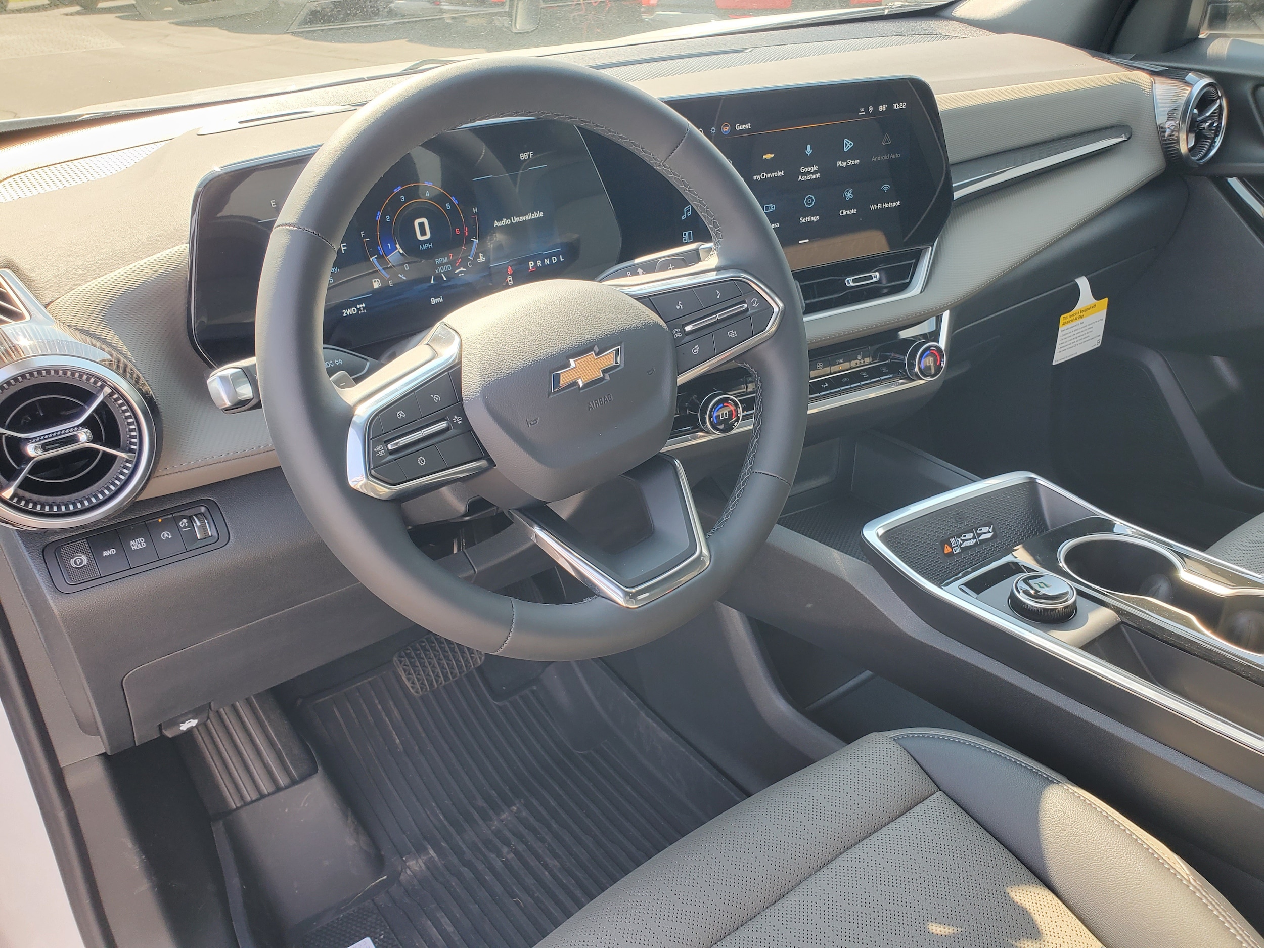 2027 Chevrolet Equinox LT - Photo 7