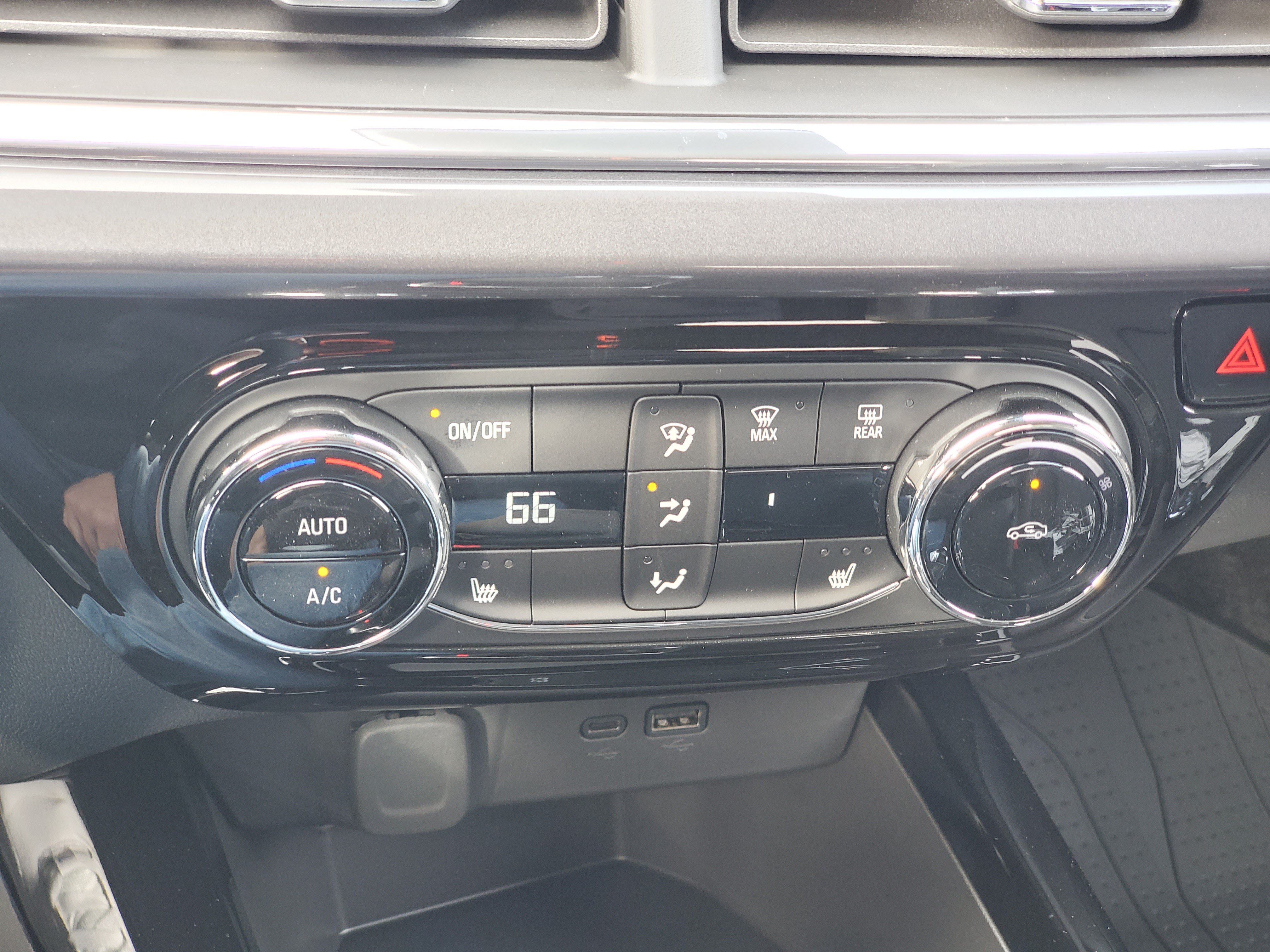 2026 Chevrolet Trax Activ - Photo 16