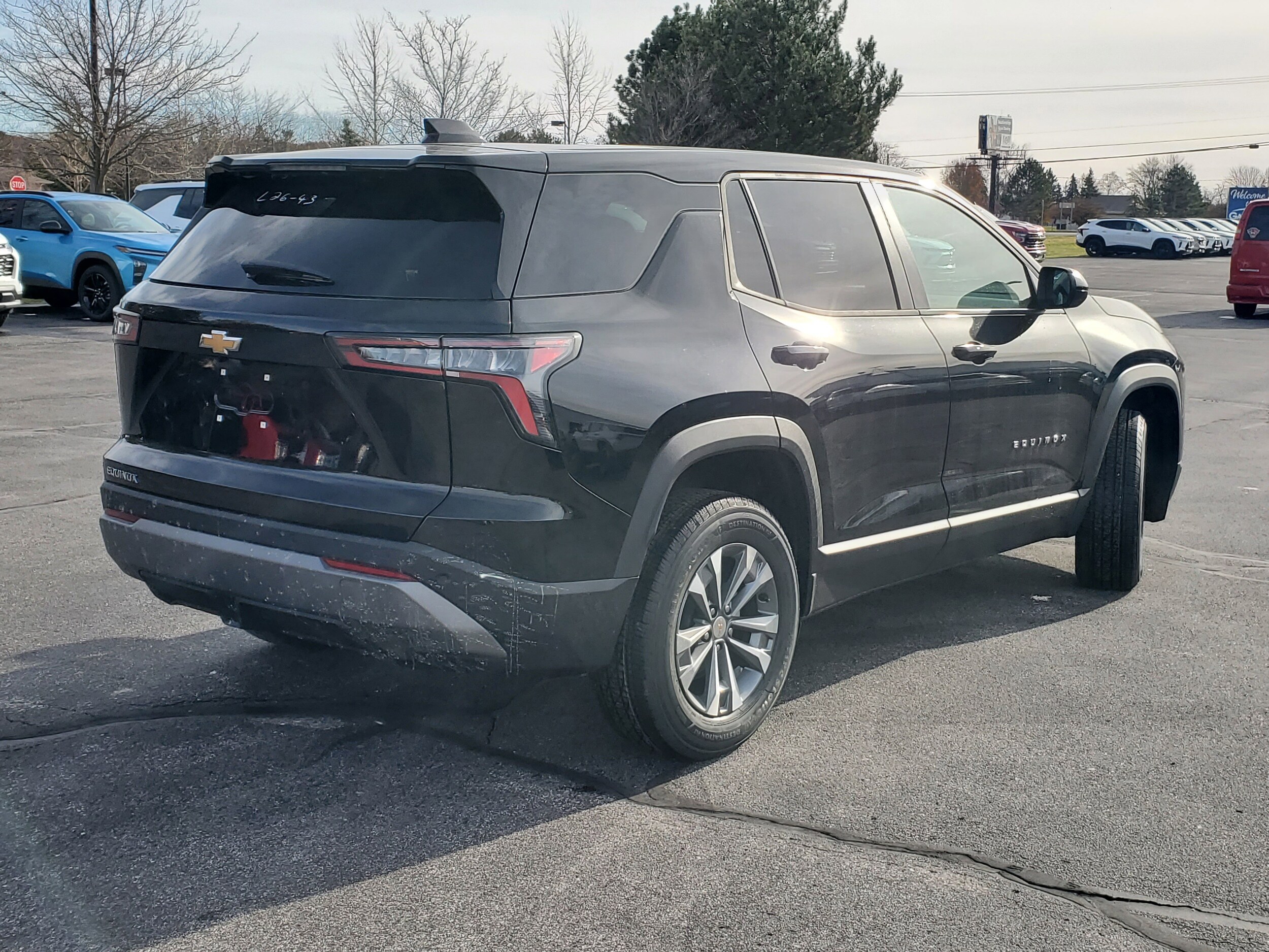 2026 Chevrolet Equinox LT photo 2