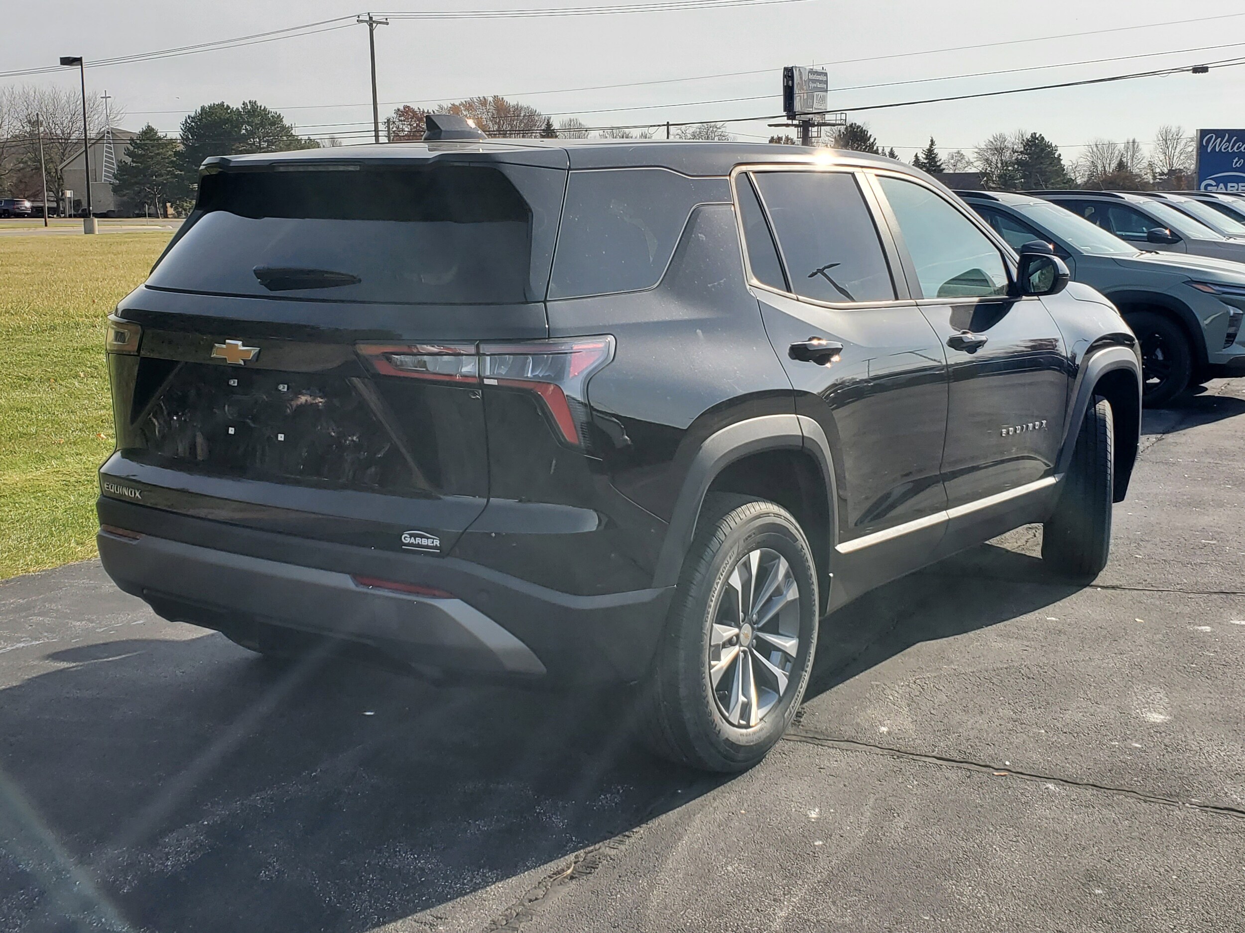2026 Chevrolet Equinox LT photo 2