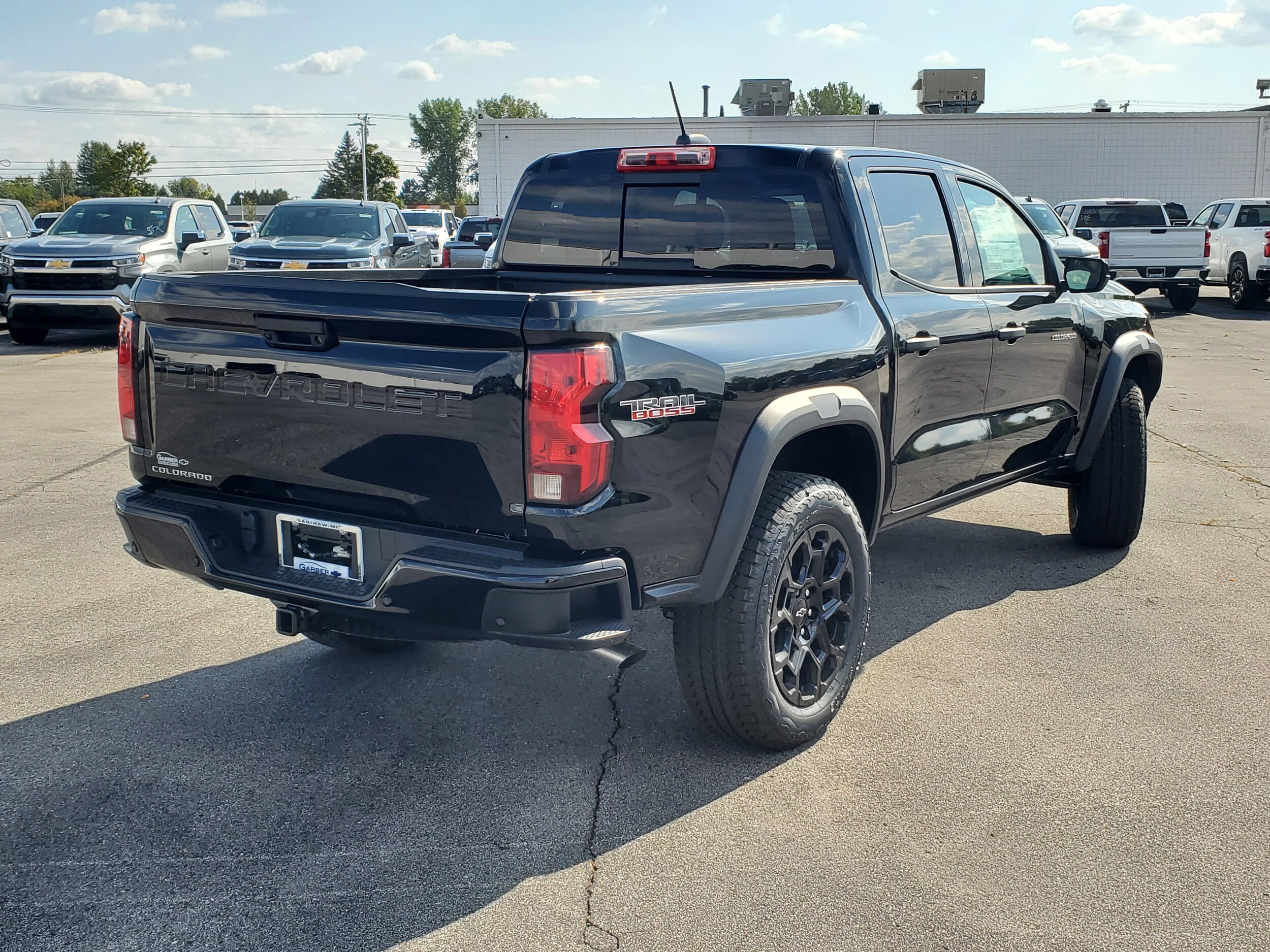 2026 Chevrolet Colorado Trail Boss photo 2