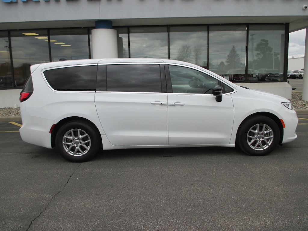 Used 2024 Chrysler Pacifica Touring L Van Passenger Van