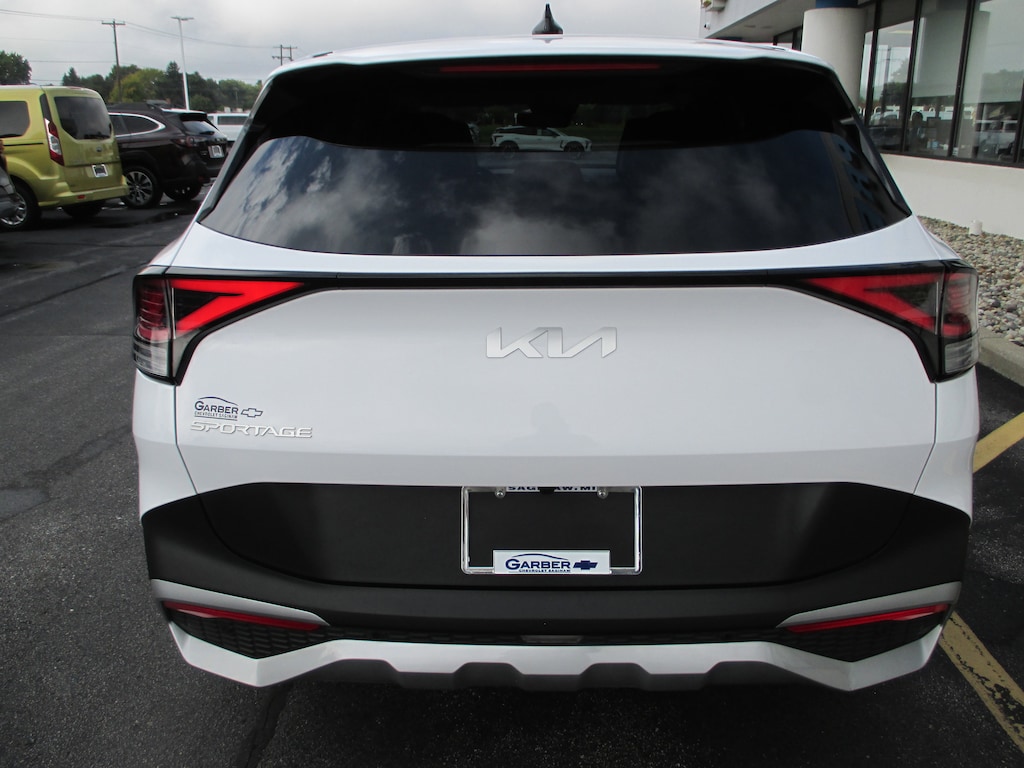 Used 2023 Kia Sportage EX SUV