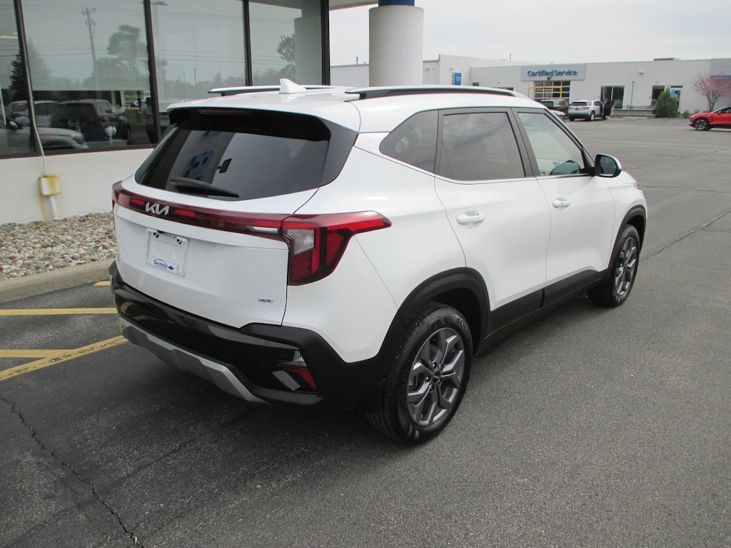Used 2024 Kia Seltos S SUV