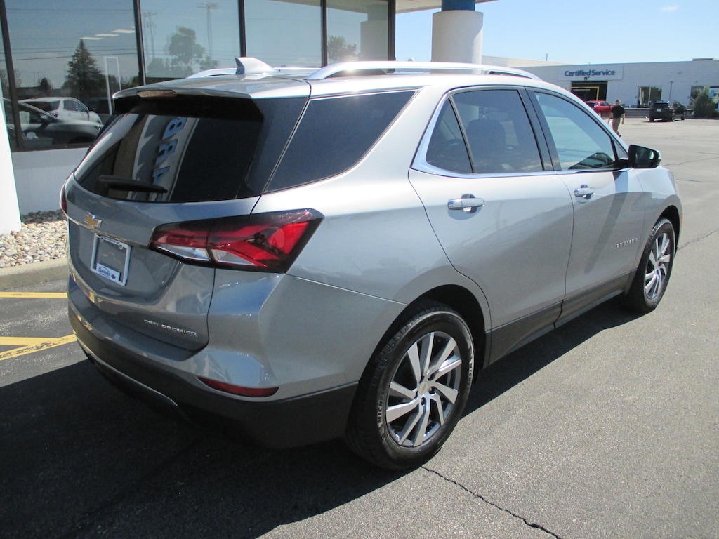 Used 2024 Chevrolet Equinox Premier SUV