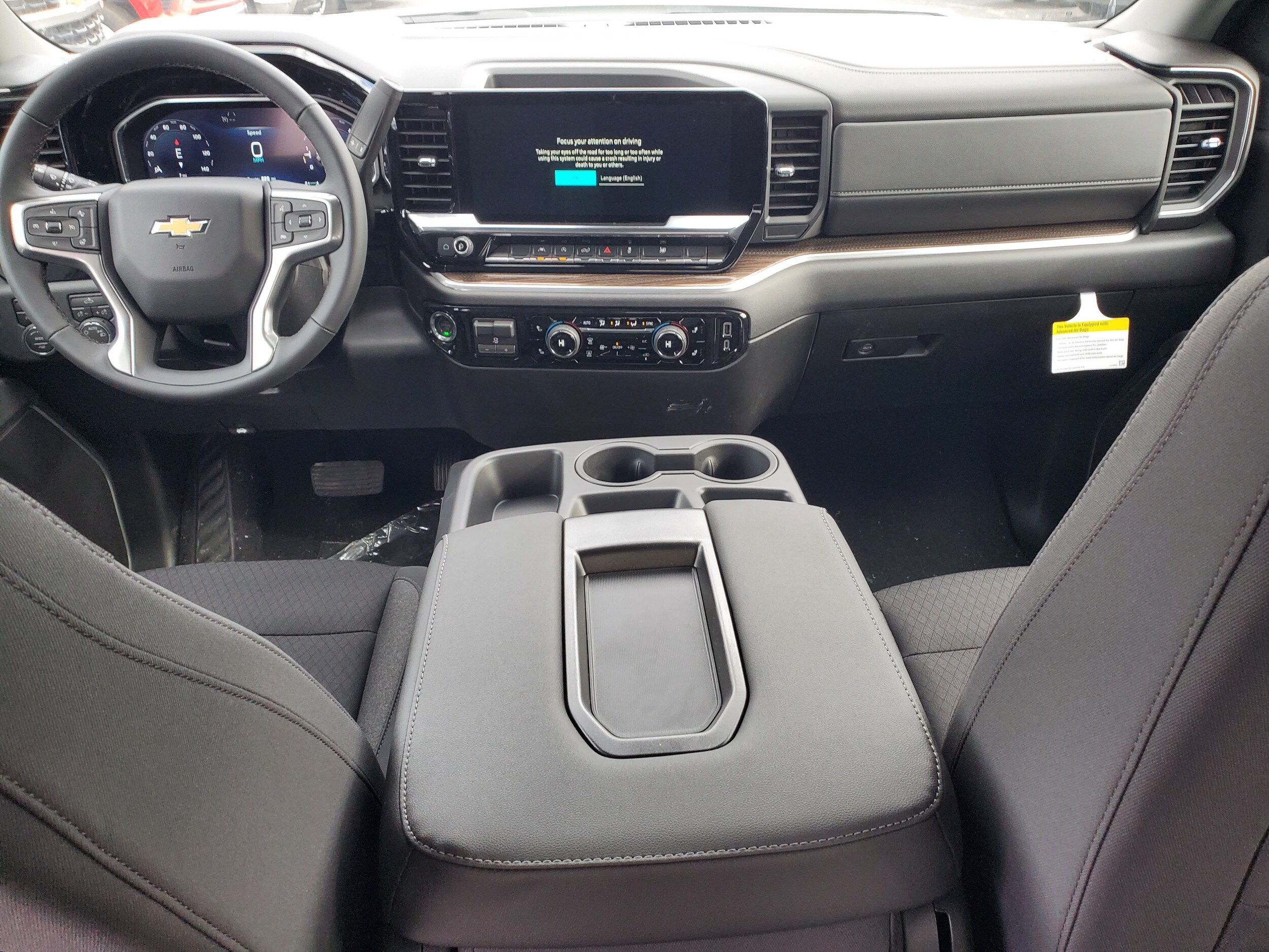 2026 Chevrolet Silverado 1500 LT photo 4