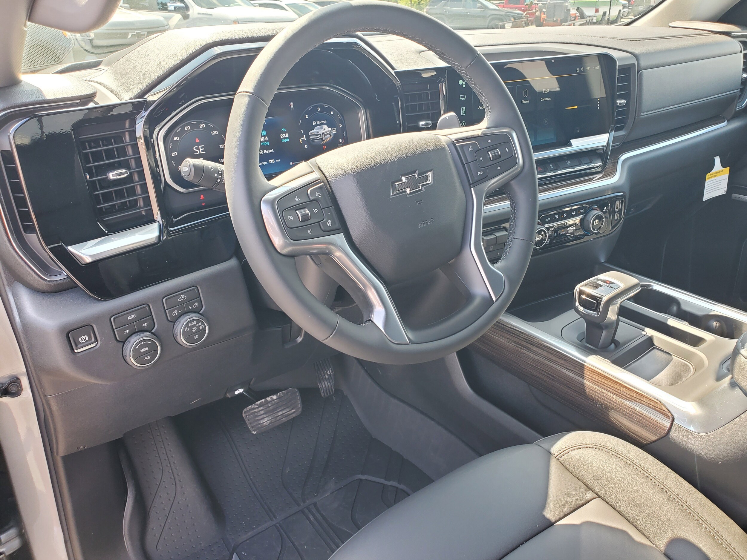 2026 Chevrolet Silverado 1500 RST - Photo 11