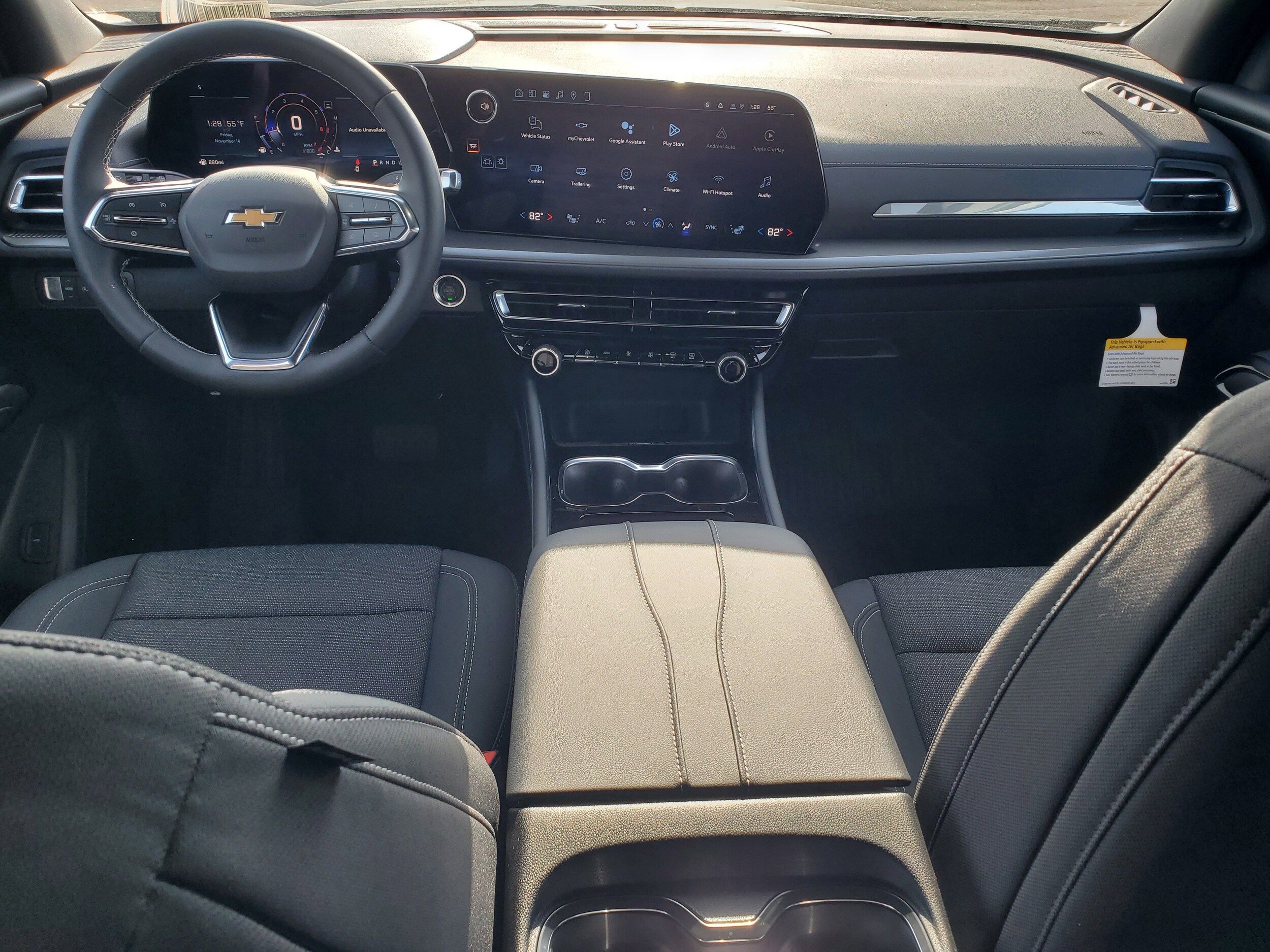 2026 Chevrolet Traverse photo 4