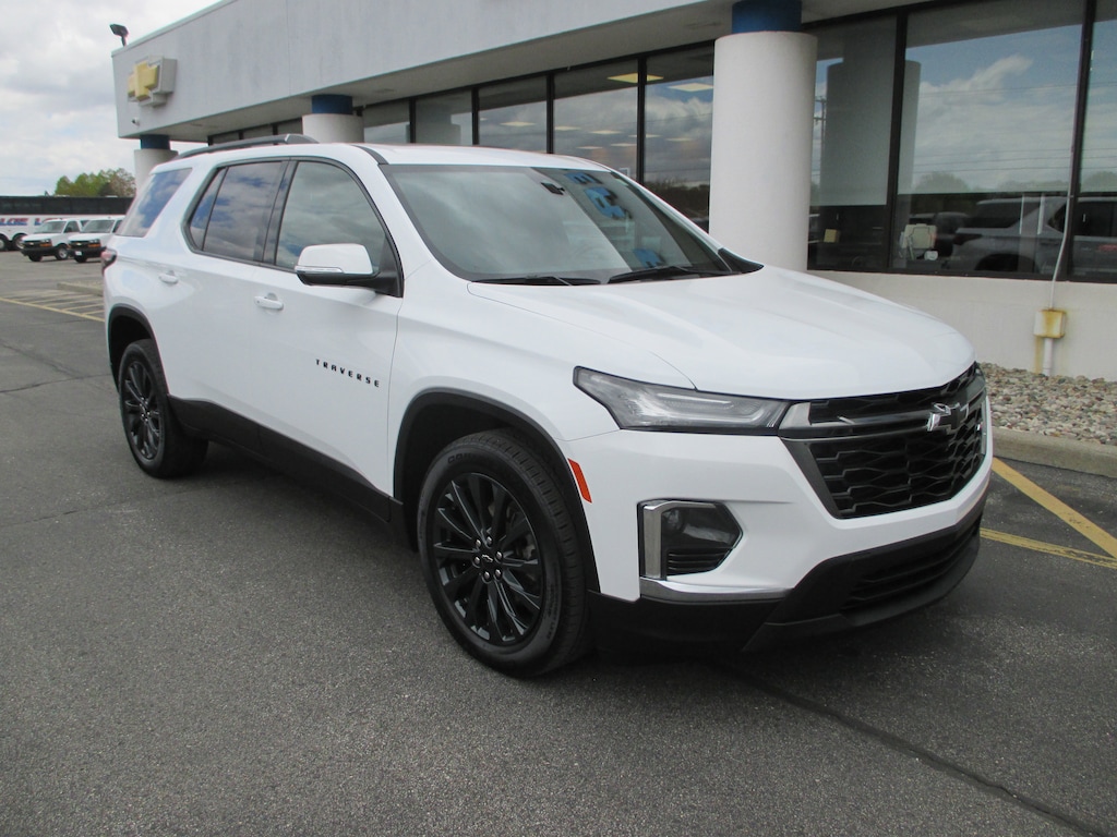 Used 2023 Chevrolet Traverse RS SUV