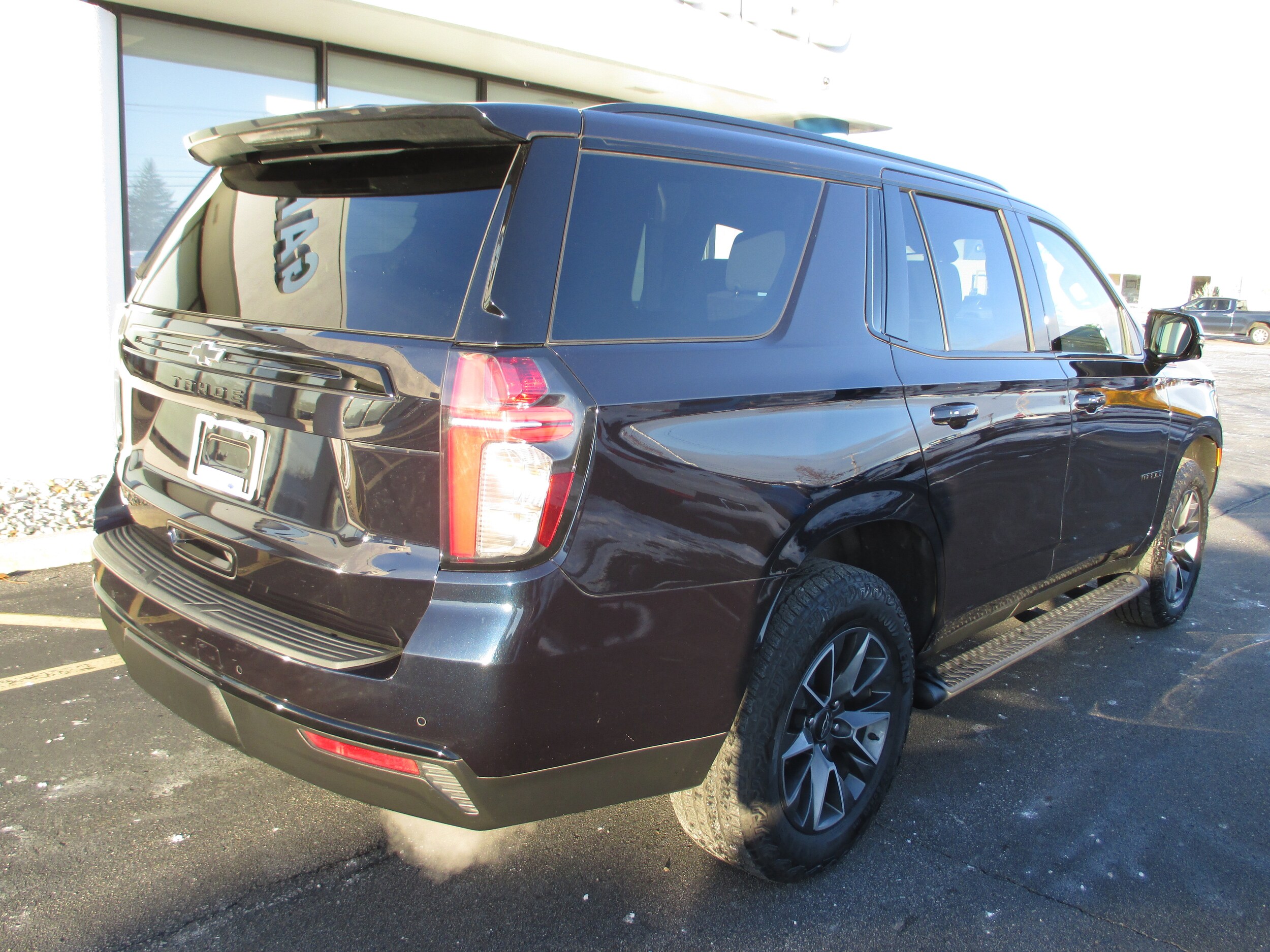 2023 Chevrolet Tahoe Z71 photo 2