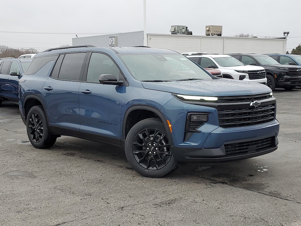 New 2026 Chevrolet Traverse LT SUV