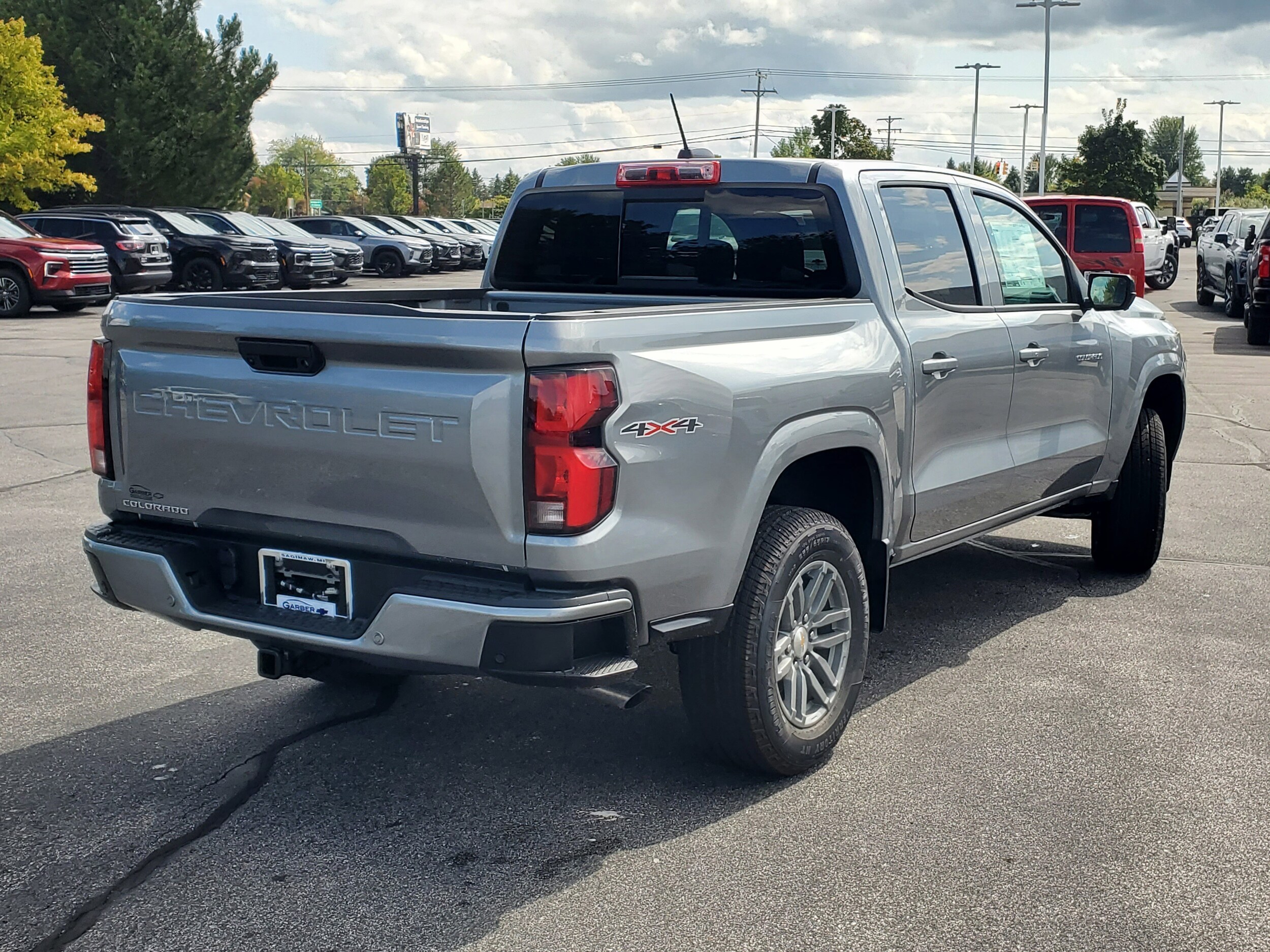 2026 Chevrolet Colorado LT photo 2