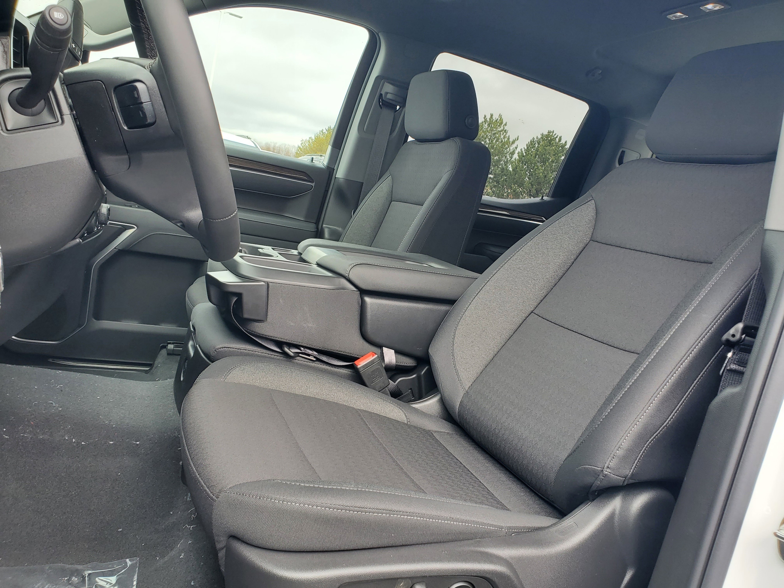 2026 Chevrolet Silverado 1500 LT - Photo 5